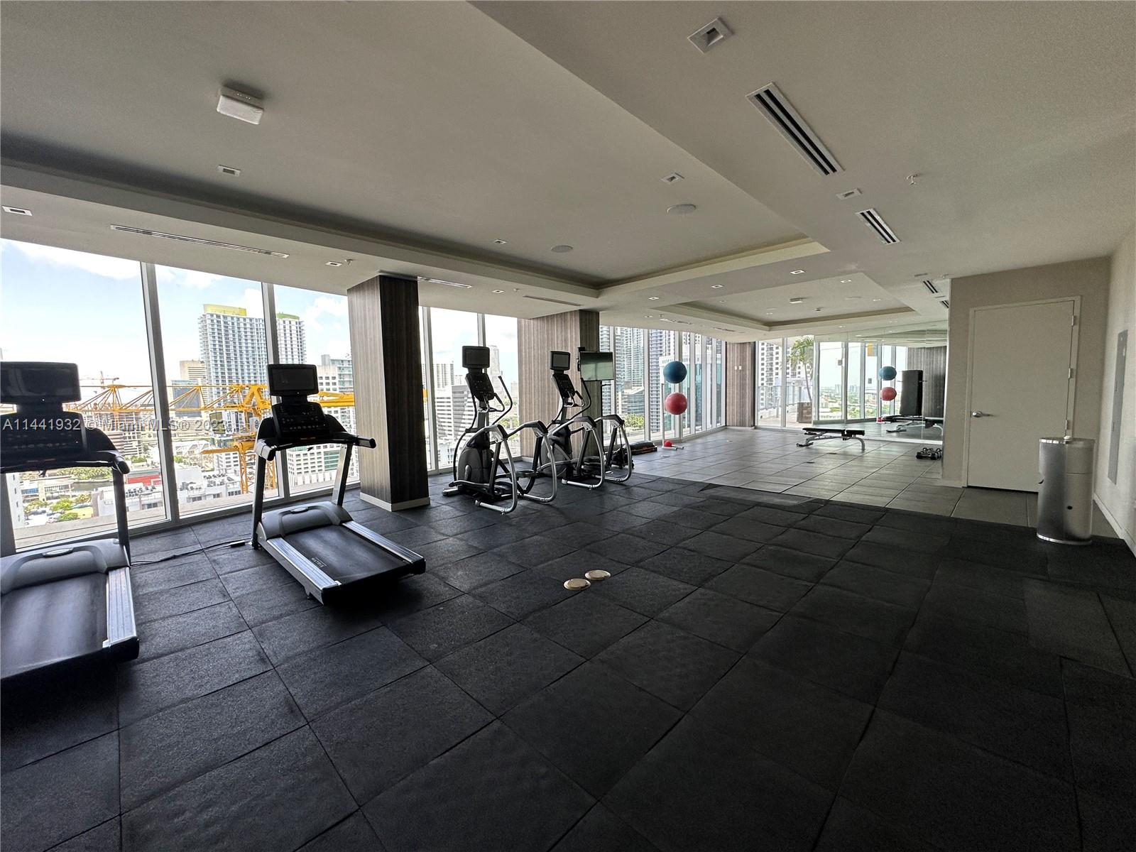 BRICKELL TEN CONDO - Residential Lease