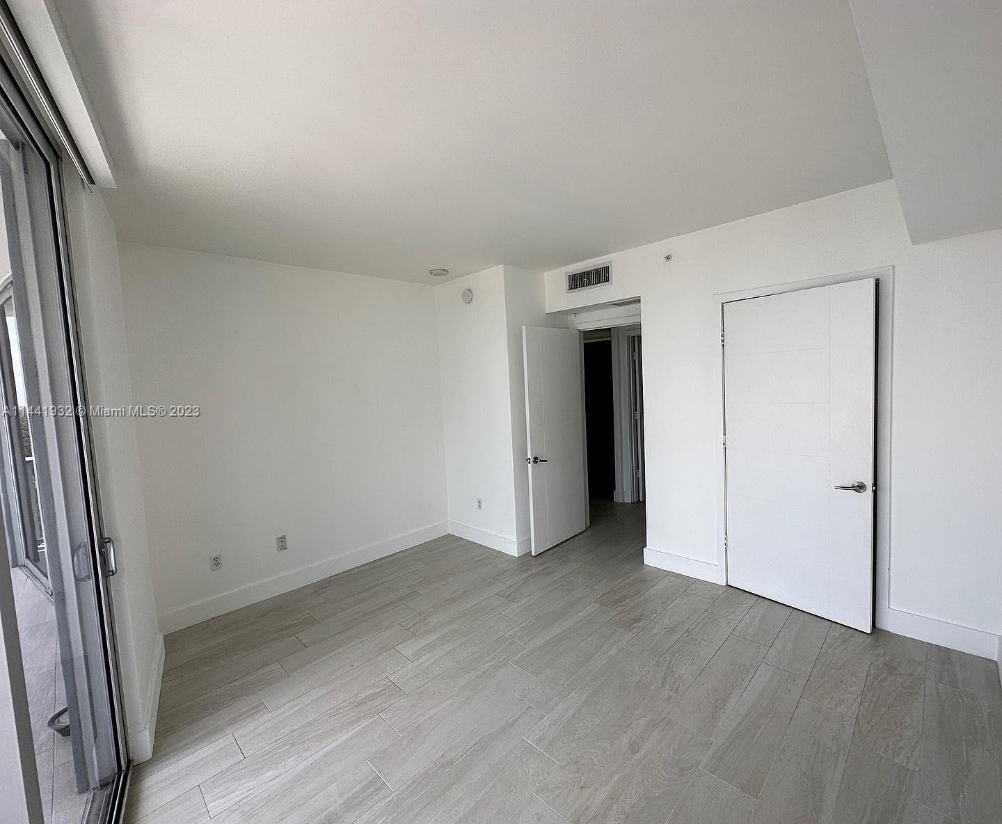 BRICKELL TEN CONDO - Residential Lease
