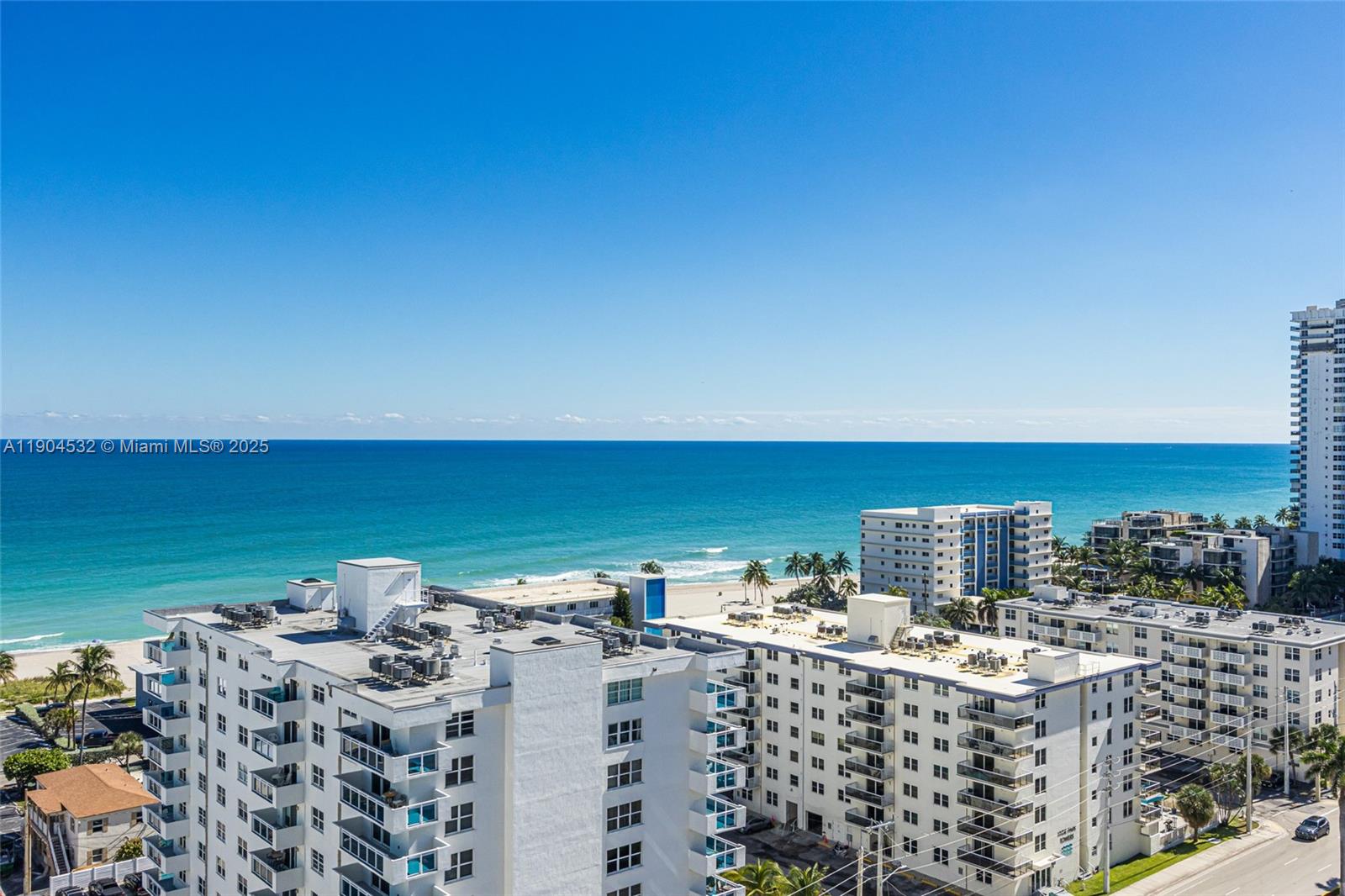 TRAFALGAR TOWERS CONDOMIN - Residential