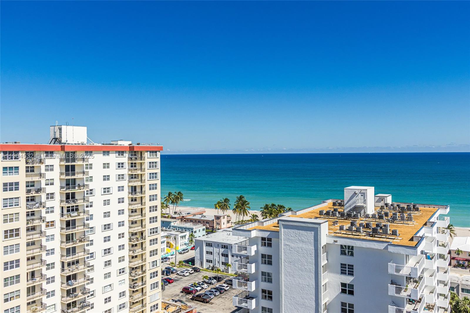 TRAFALGAR TOWERS CONDOMIN - Residential
