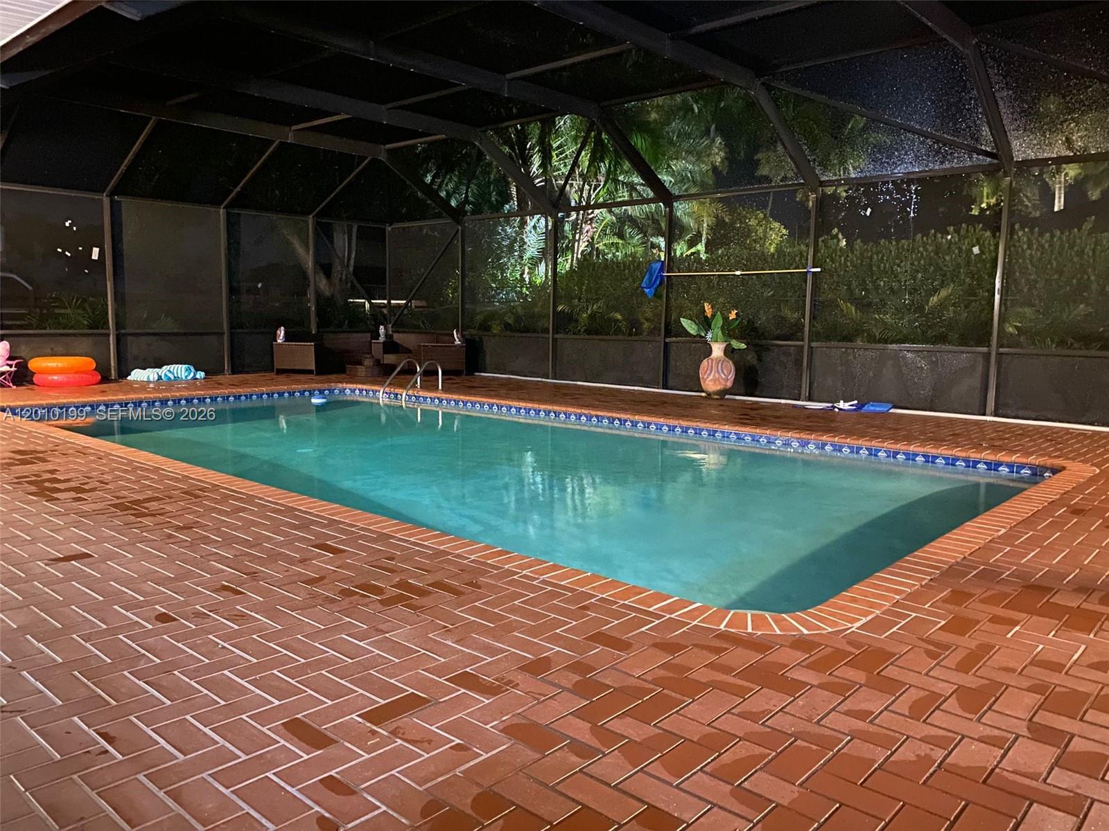 BISCADO ESTS SEC 1 - Residential