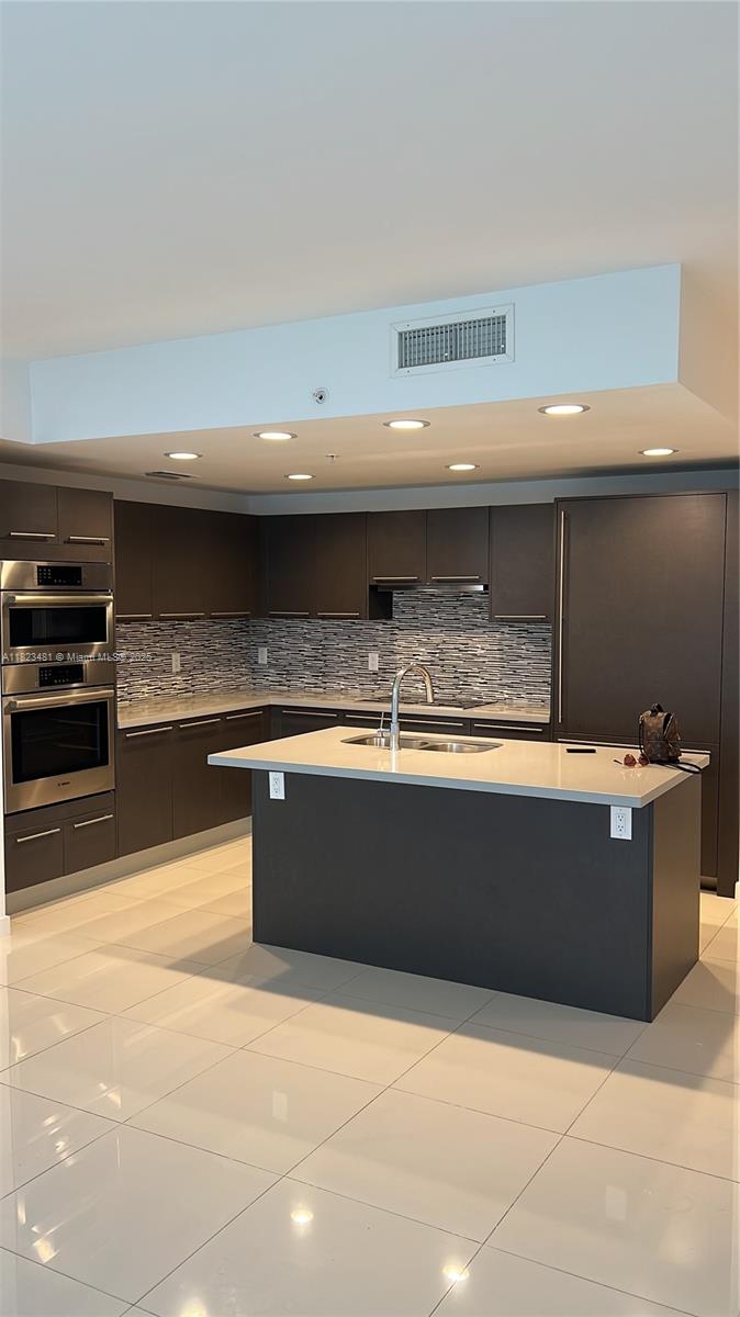 GRAND BAY COMMONS SOUTH - Residential