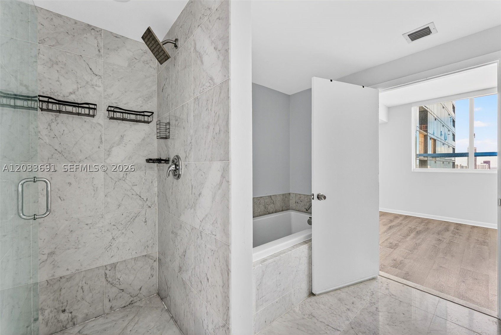 VIZCAYNE NORTH CONDO - Residential Lease