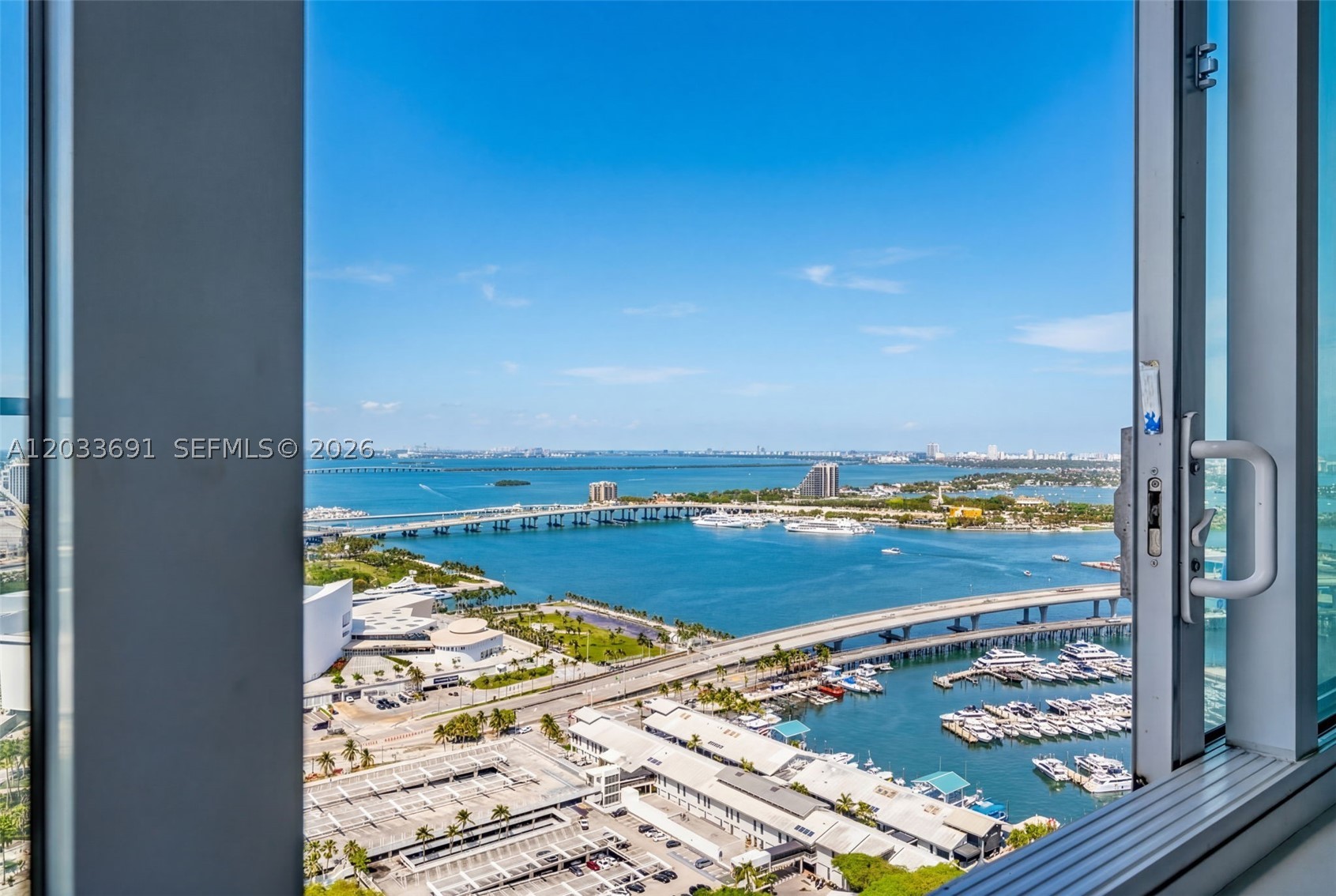 VIZCAYNE NORTH CONDO - Residential Lease