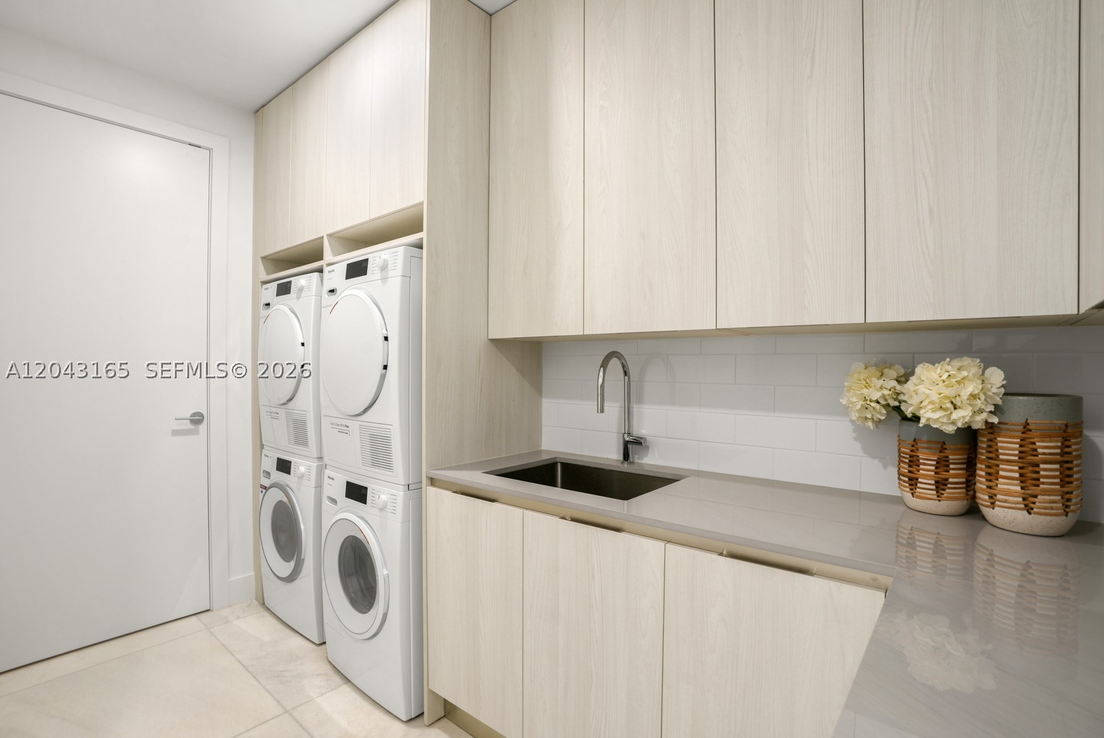 ACQUALINA OCEAN RESIDENCE - Residential