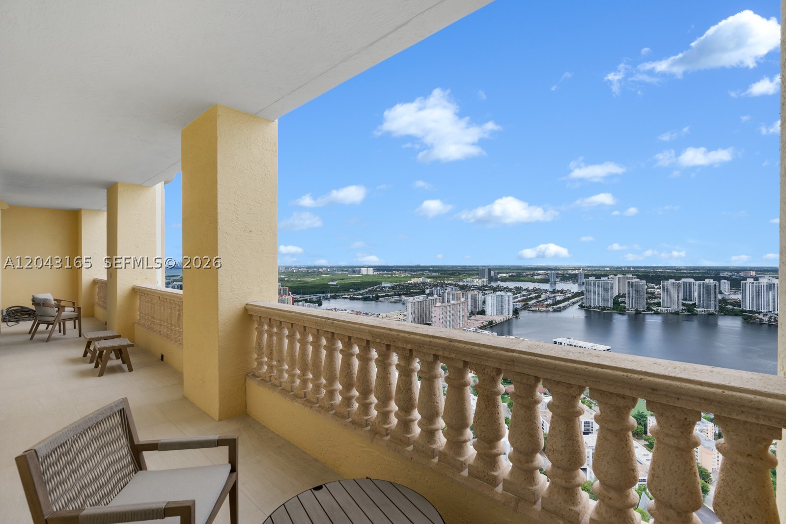 ACQUALINA OCEAN RESIDENCE - Residential