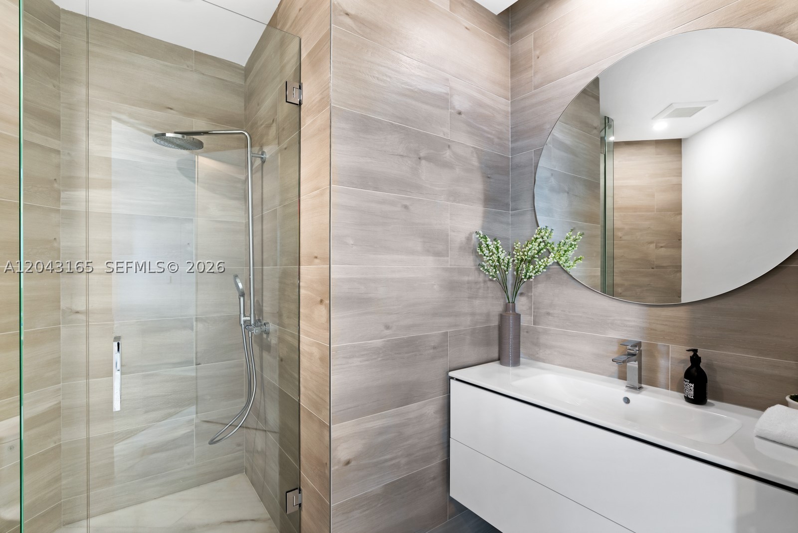 ACQUALINA OCEAN RESIDENCE - Residential