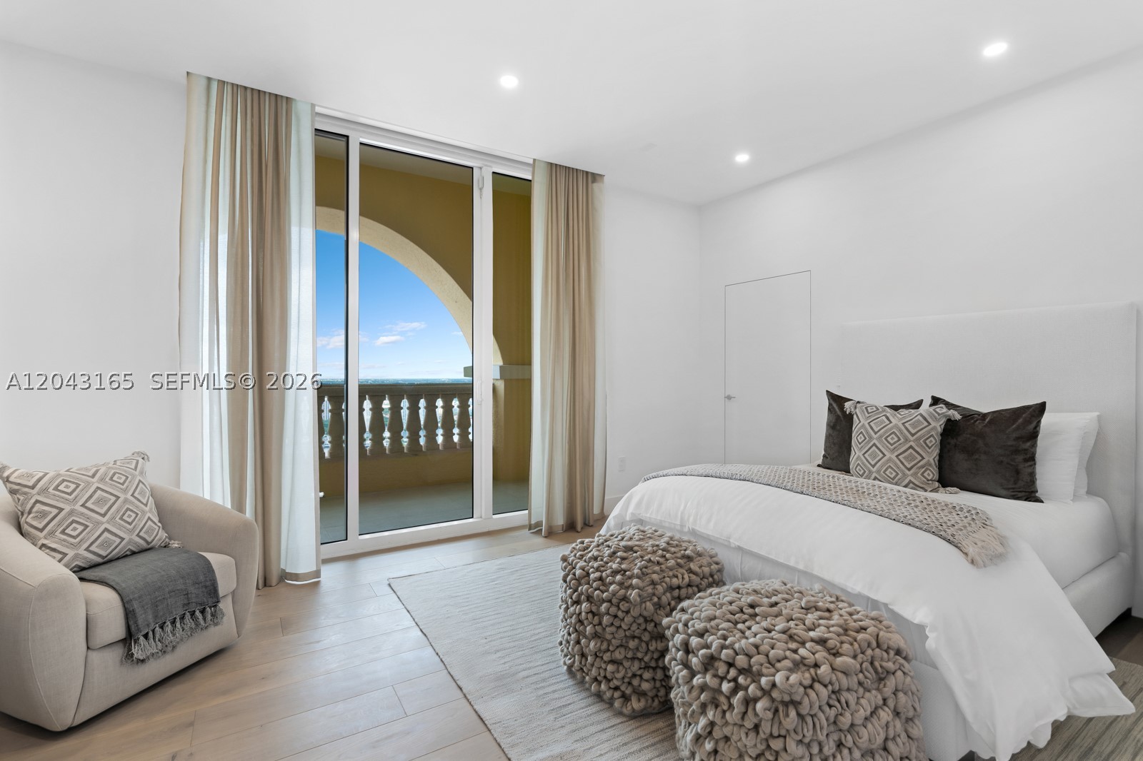 ACQUALINA OCEAN RESIDENCE - Residential