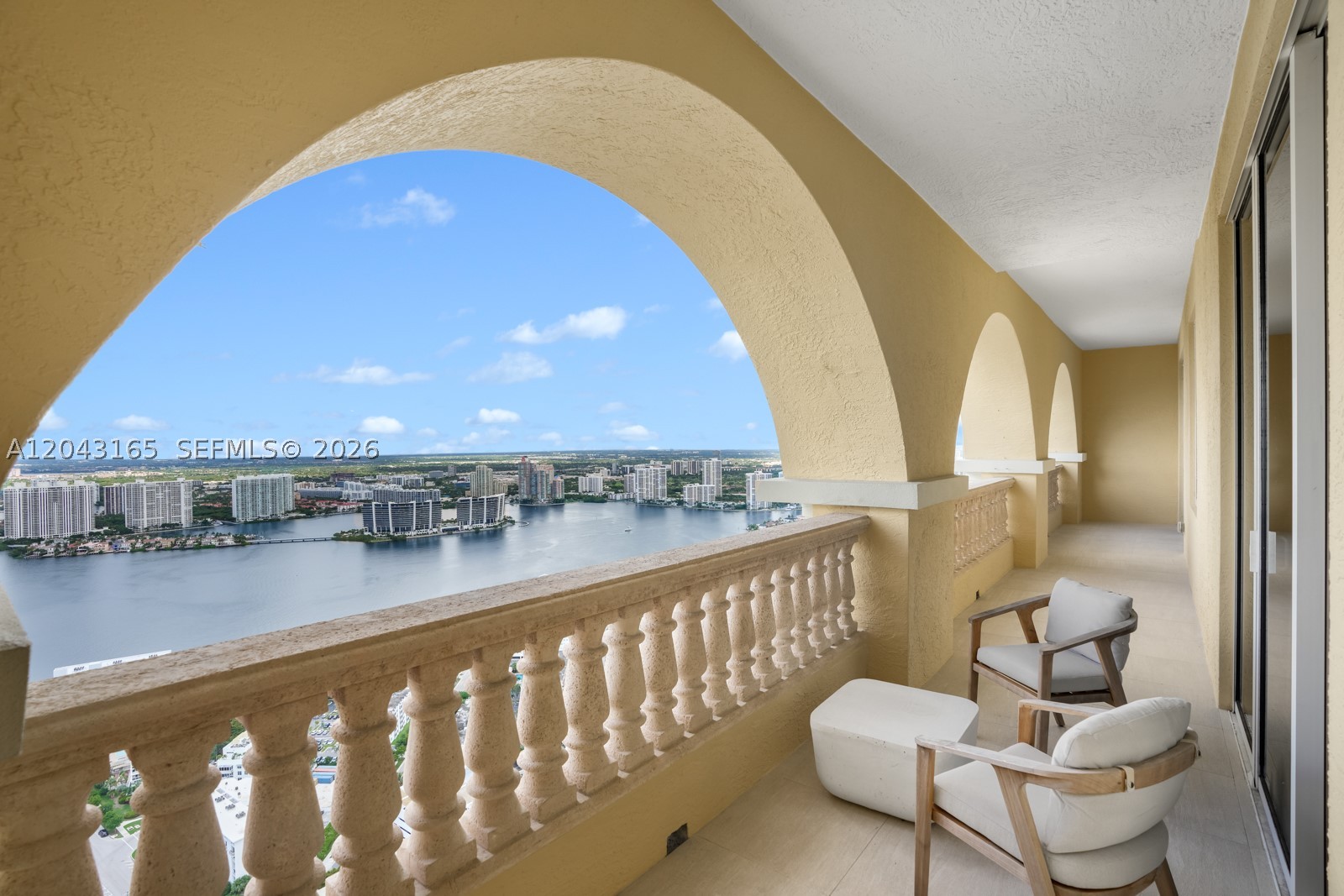 ACQUALINA OCEAN RESIDENCE - Residential