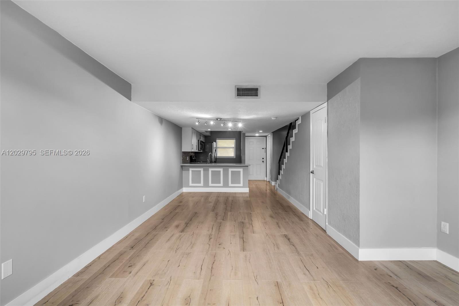 SUNWOOD CONDO - Residential