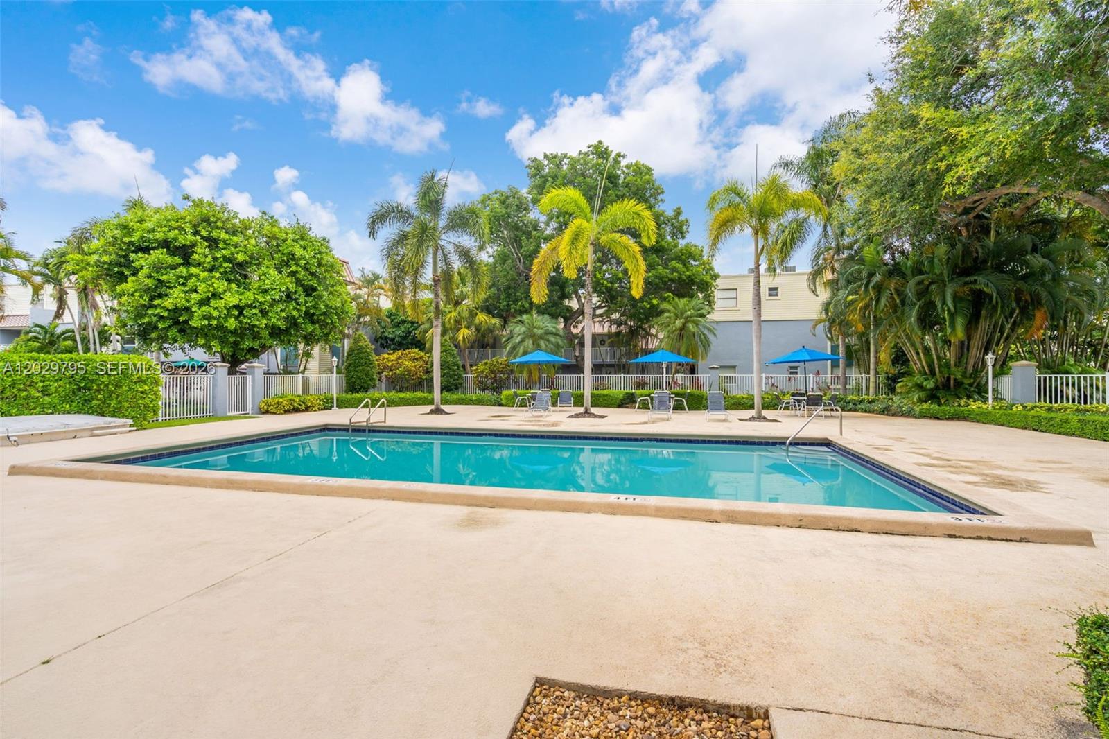 SUNWOOD CONDO - Residential