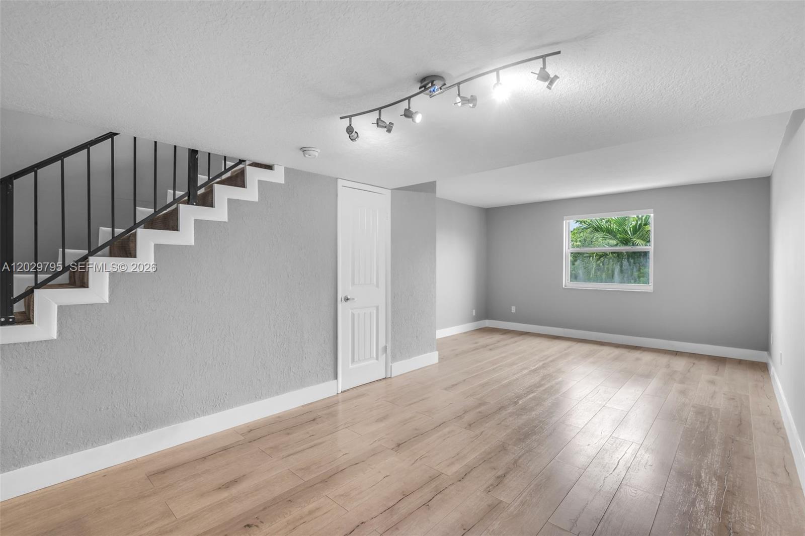 SUNWOOD CONDO - Residential