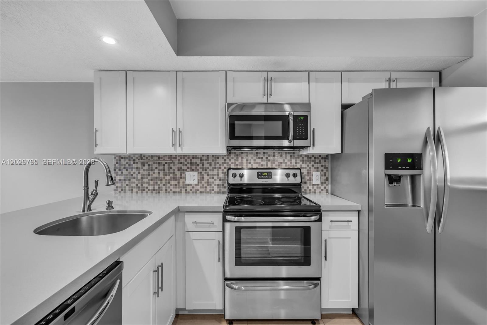 SUNWOOD CONDO - Residential
