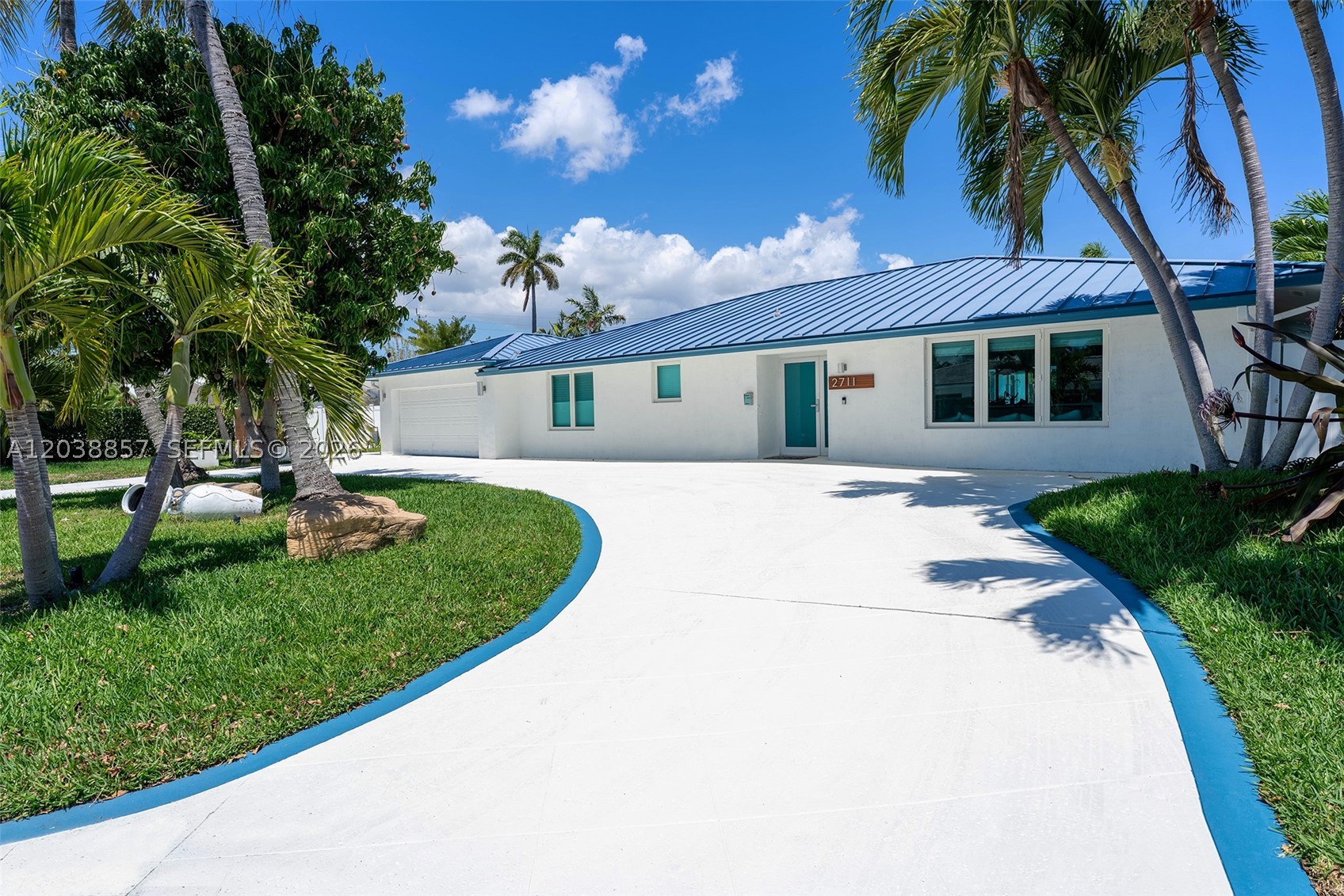 LAKE ESTATES - Residential