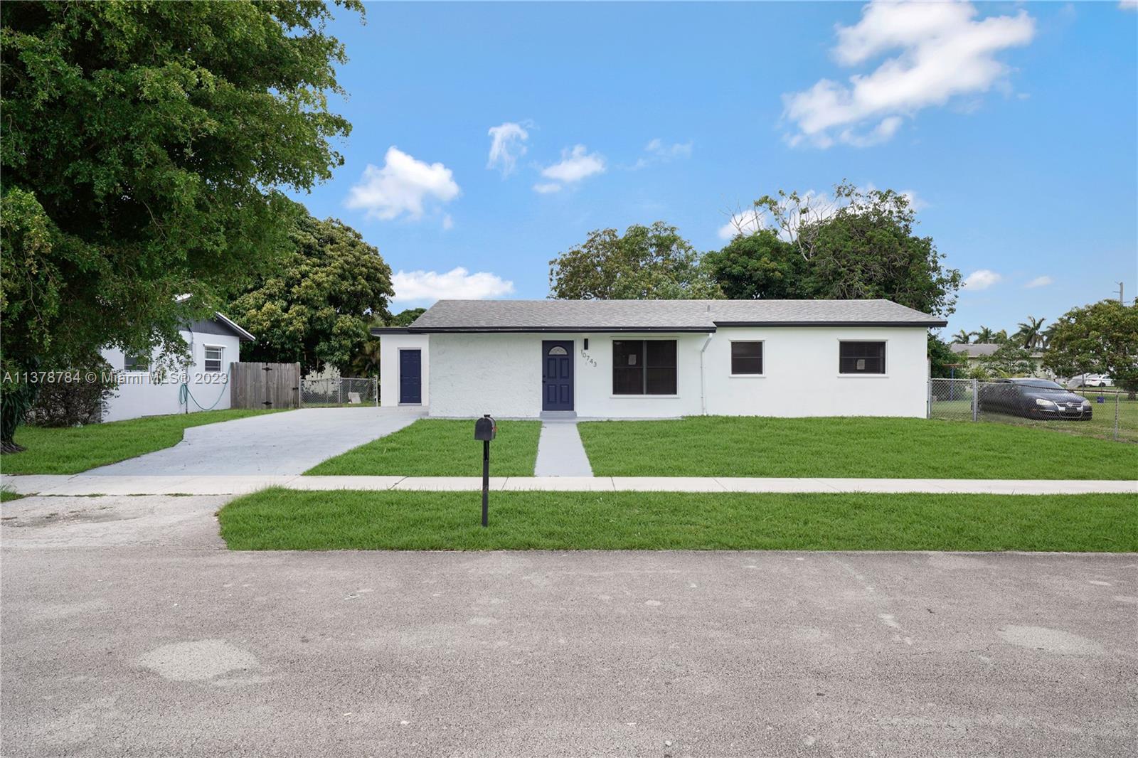 5TH ADDN TO RICHMOND HGTS - Residential