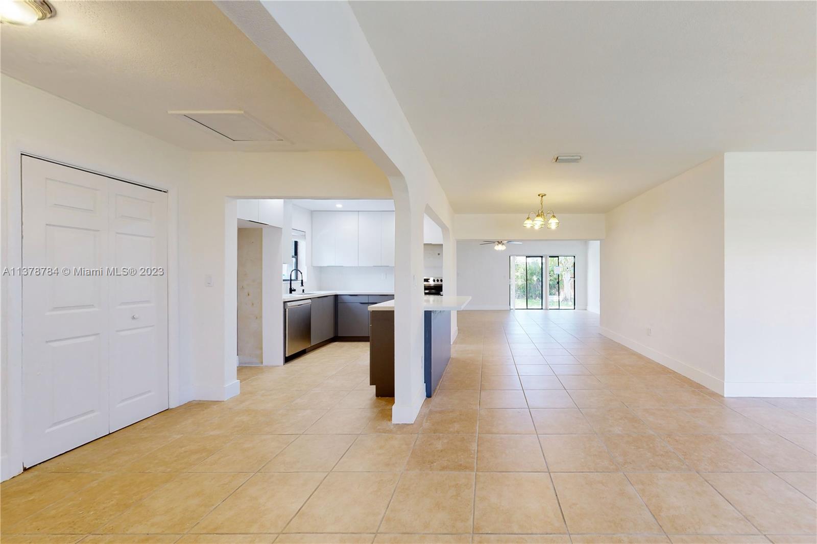 5TH ADDN TO RICHMOND HGTS - Residential