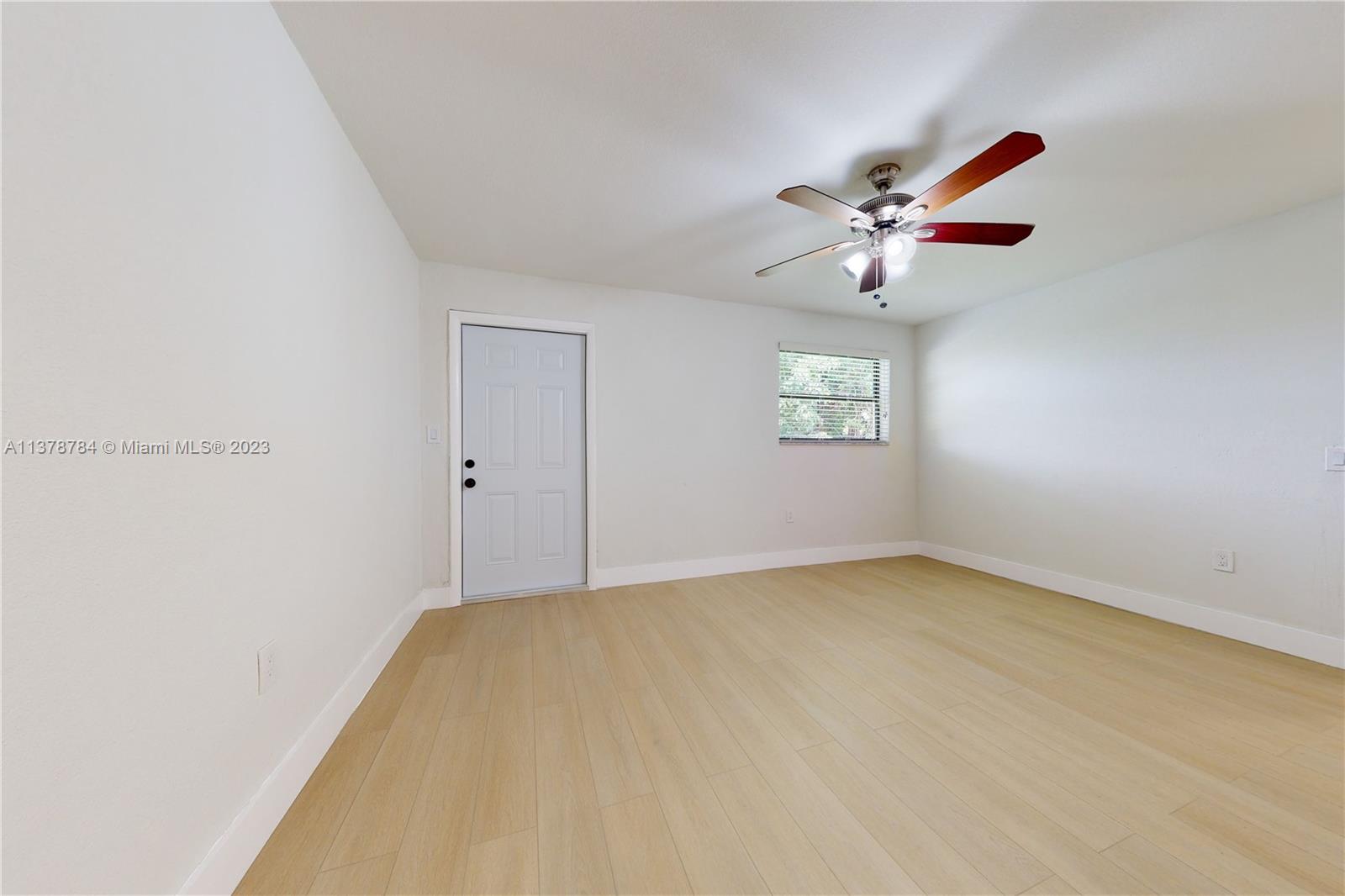 5TH ADDN TO RICHMOND HGTS - Residential