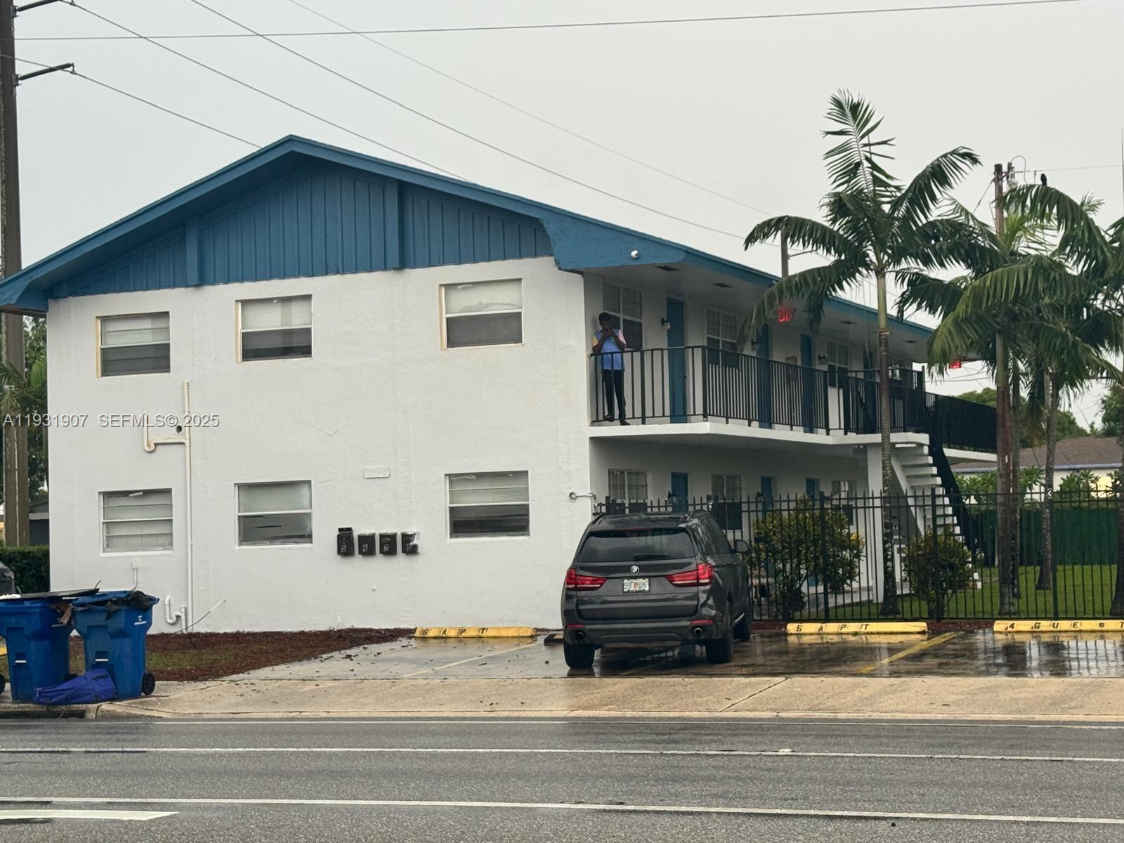 Investor Special – Fully Rented Fourplex East of I-95!
Prime opportunity in Riviera Beach! This solid fourplex features four 3-bedroom, 1.5-bath units, all currently rented month-to-month, generating consistent income. Located east of I-95, this property offers easy access to major routes, shopping, and the beach. Each unit is spacious and well laid out, ideal for long-term tenants or future upgrades. Whether you're expanding your portfolio or seeking a high-yield asset, this is a cash-flowing investment you don’t want to miss! LOCATION ! LOCATION ! LOCATION !
