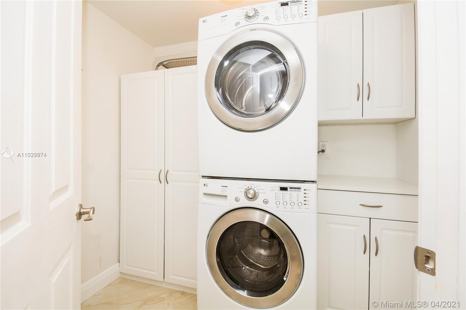 NURIVER LANDING CONDO - Residential Lease