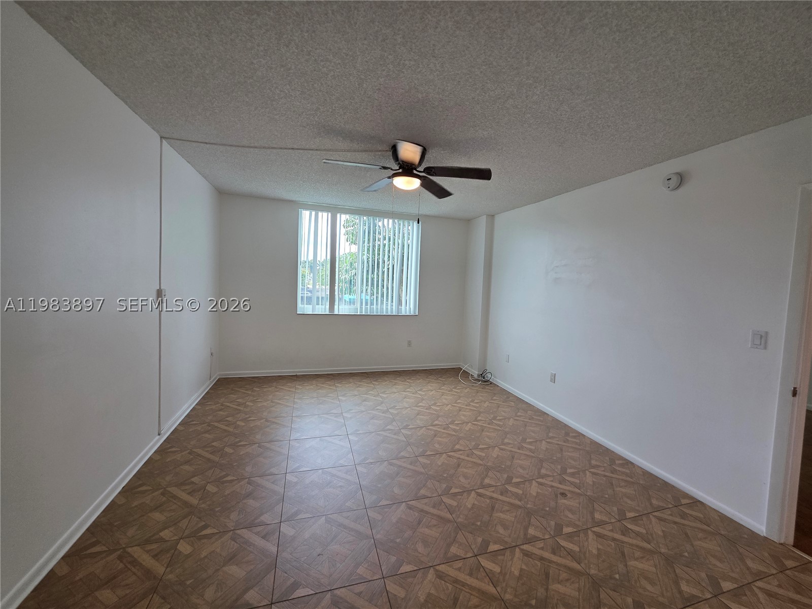 HILLCREST EAST NO 20 COND - Residential