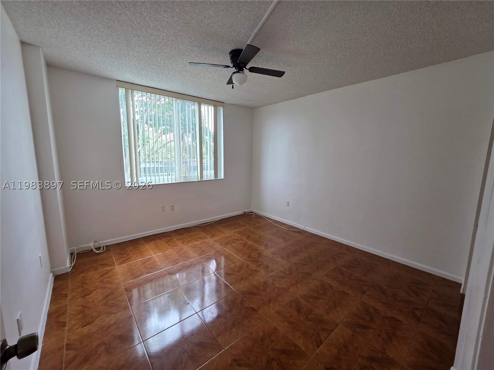 HILLCREST EAST NO 20 COND - Residential