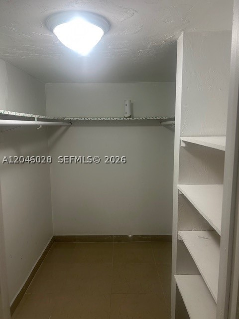 KENDALL ACRES CONDO BLDG - Residential Lease