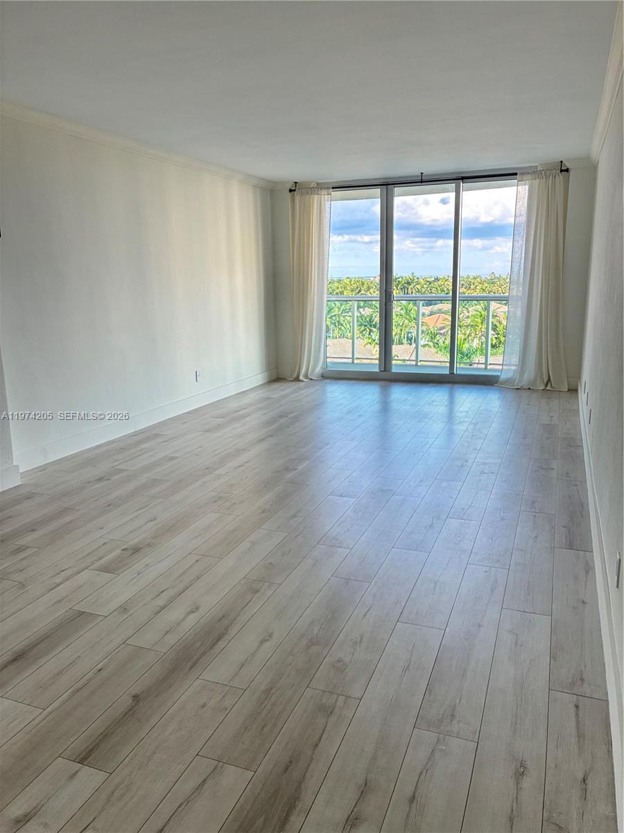 OCEANVIEW BUILDING B COND - Residential