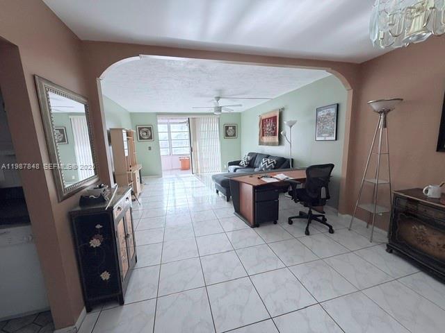 SOMERSET NO 4 CONDO - Residential