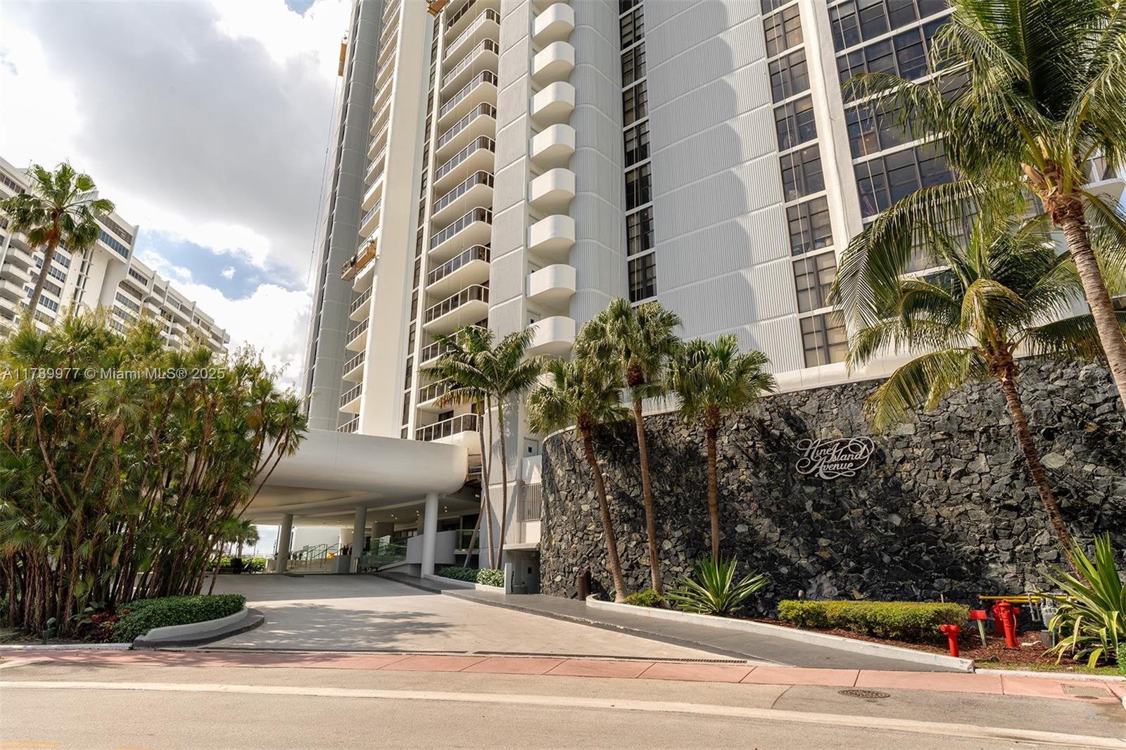 NINE ISLAND AVENUE CONDO - Residential