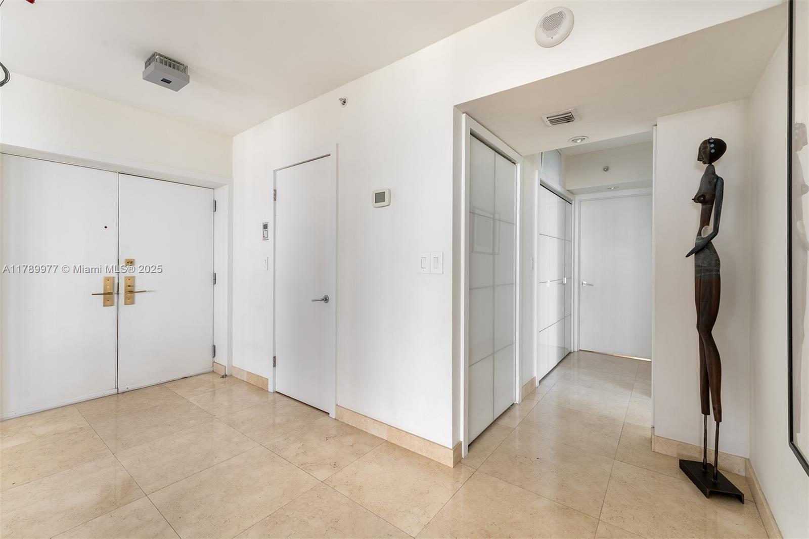 NINE ISLAND AVENUE CONDO - Residential
