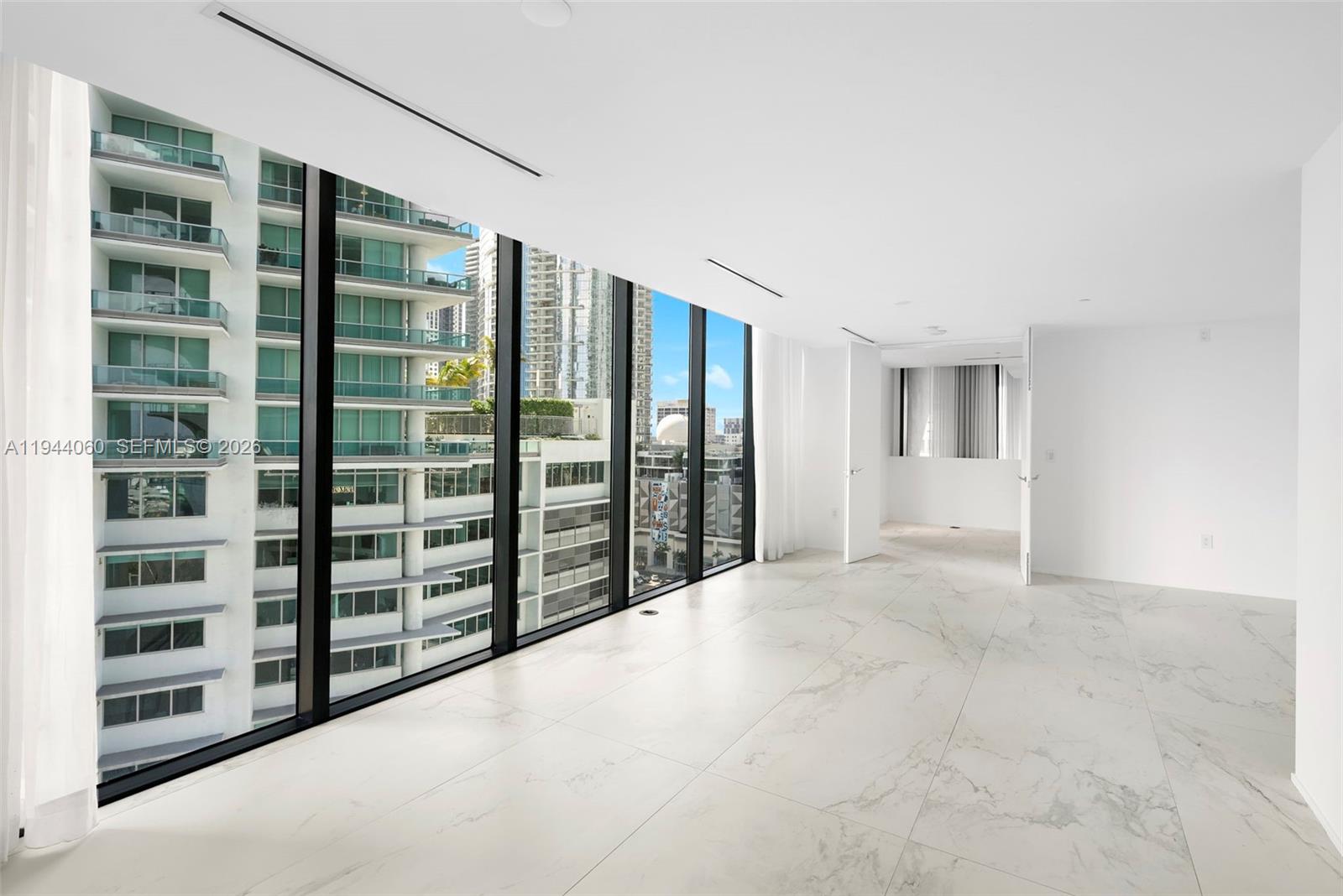 ONE THOUSAND MUSEUM CONDO - Residential