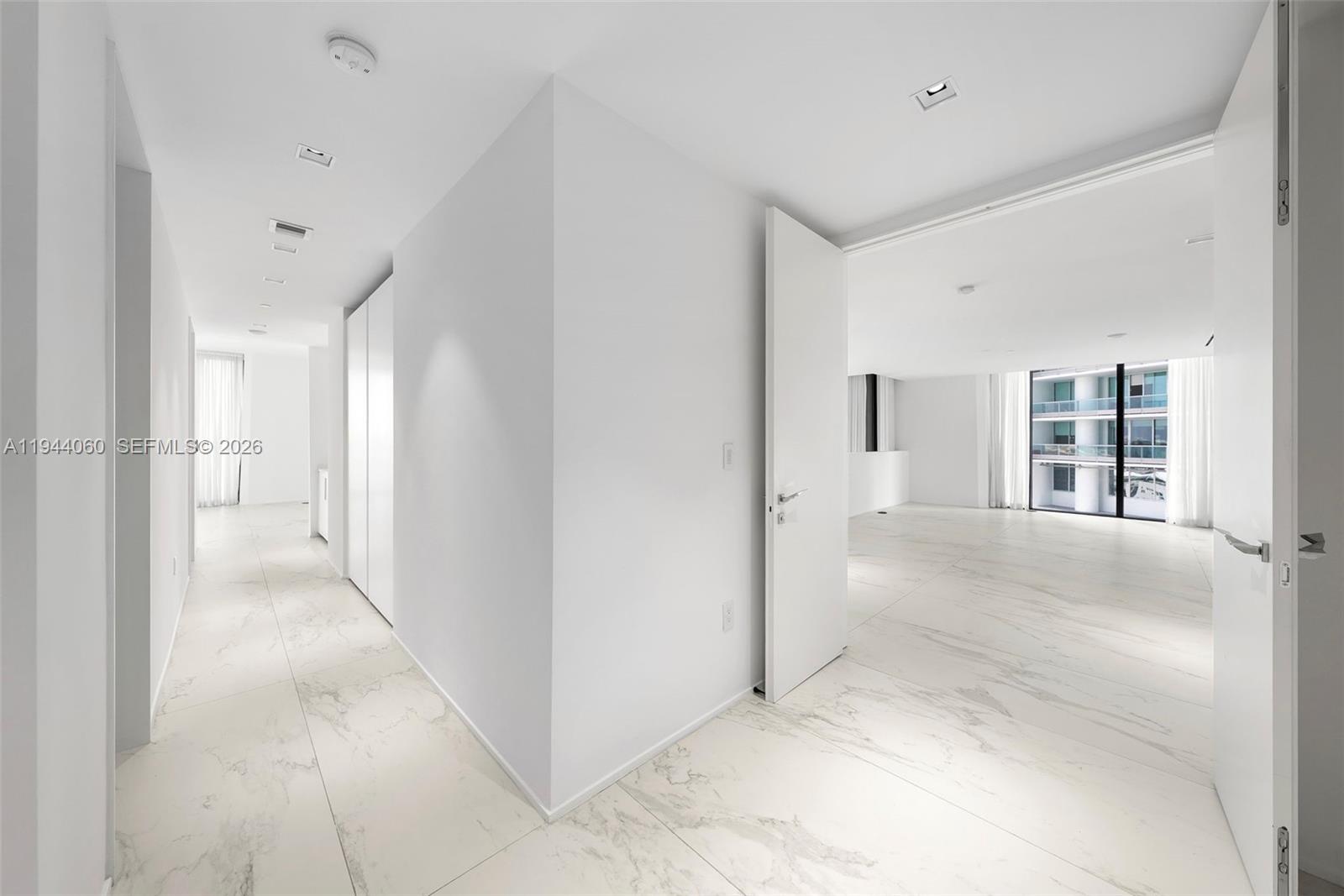 ONE THOUSAND MUSEUM CONDO - Residential