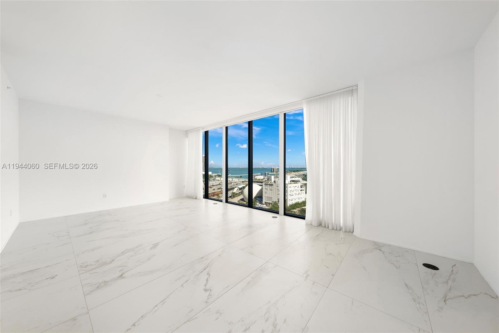 ONE THOUSAND MUSEUM CONDO - Residential
