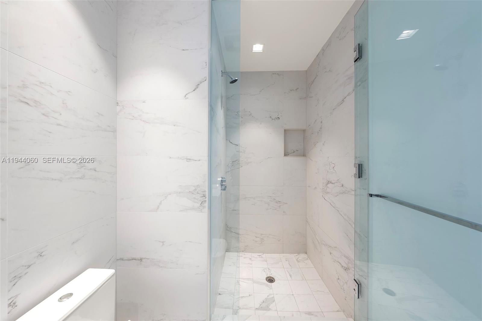 ONE THOUSAND MUSEUM CONDO - Residential
