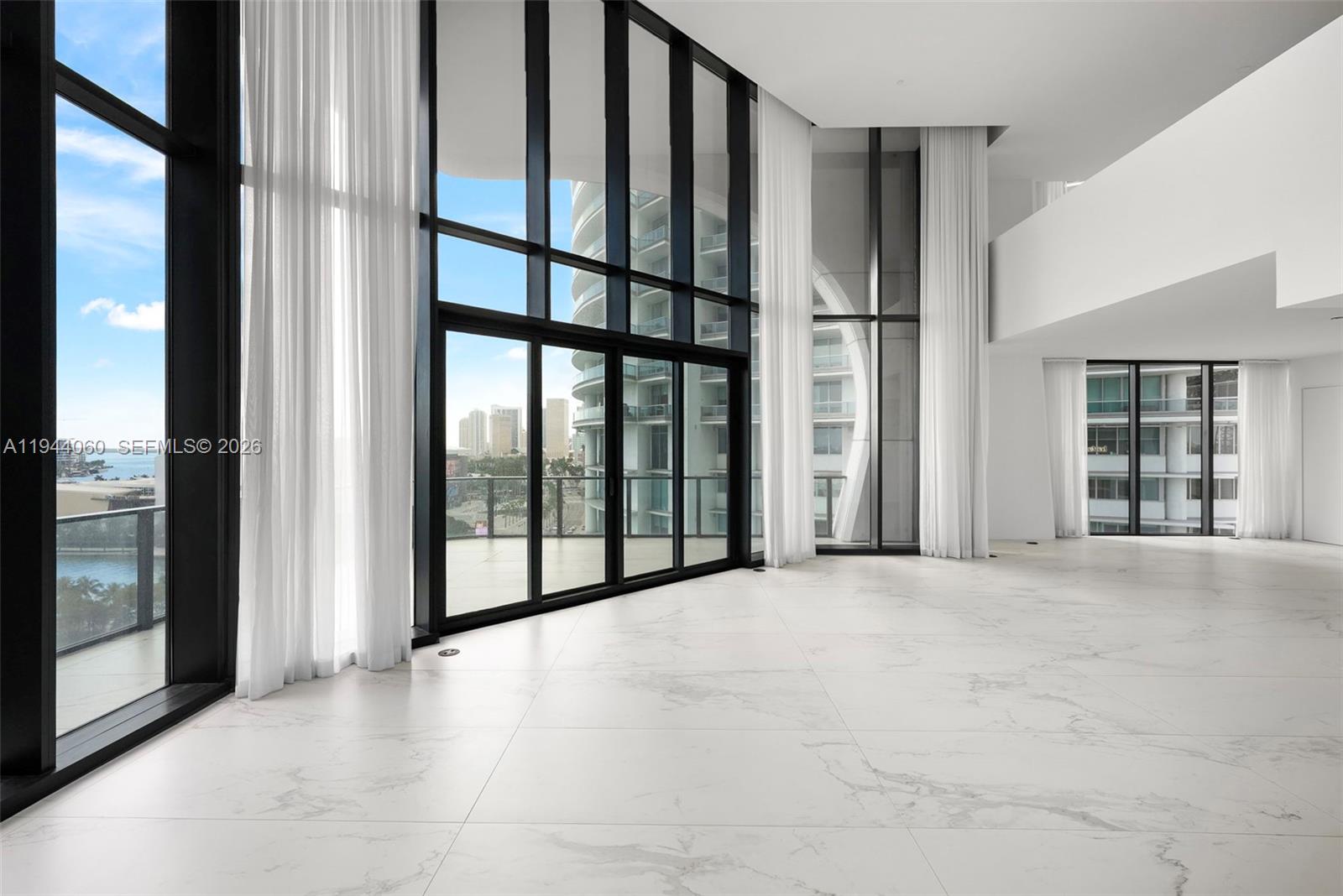 ONE THOUSAND MUSEUM CONDO - Residential