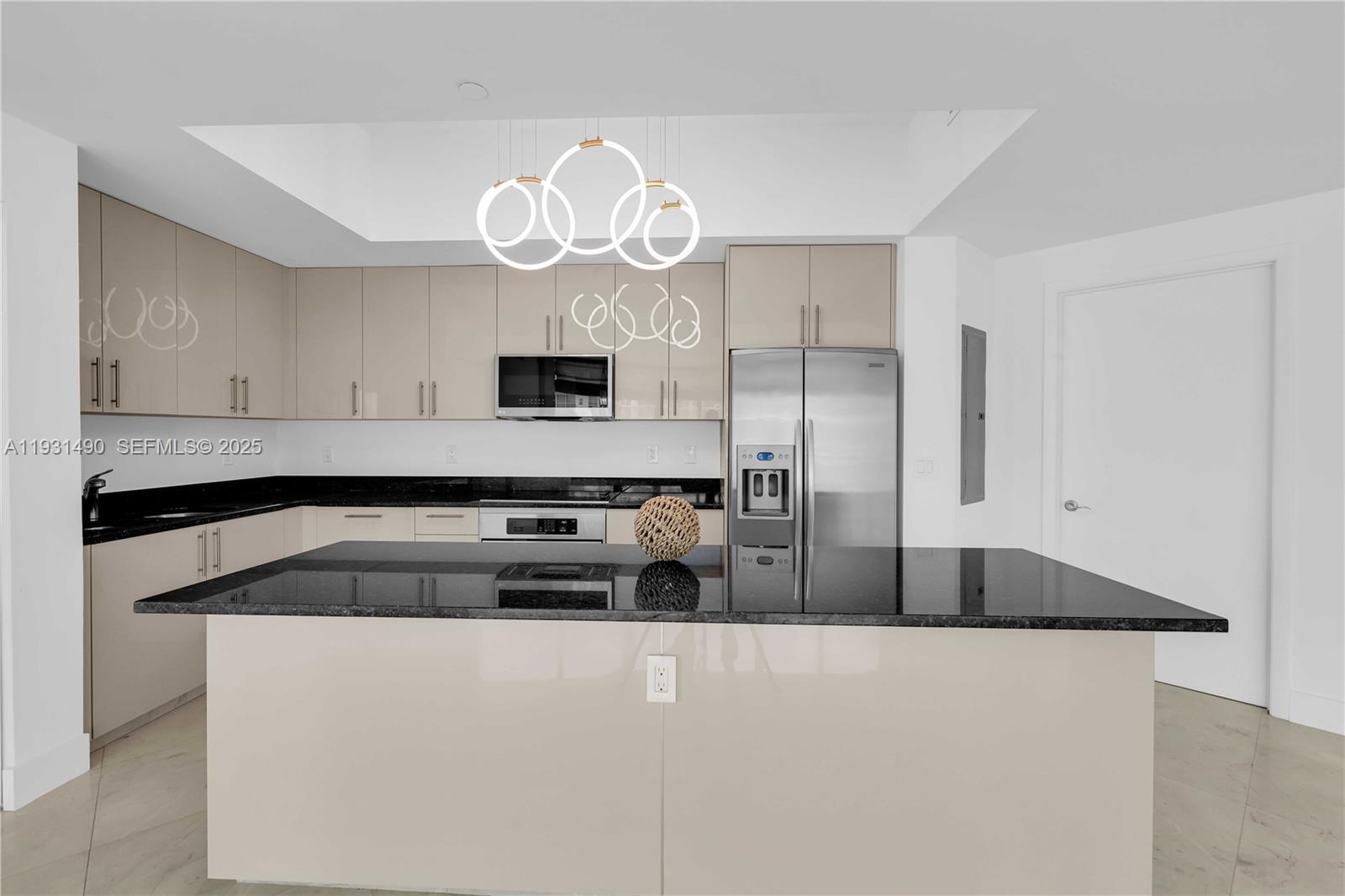 Spacious 2-bedroom, 2.5-bath residence in Aventura featuring a desirable split-bedroom floor plan, updated kitchen with modern cabinetry, generous living and dining areas, and abundant natural light. Both bedrooms include en-suite bathrooms, plus a convenient guest half bath. Primary suite offers walk-in closet. Private balcony and in-unit washer and dryer.
Full-service building with 24-hour security, valet, pool, fitness center, tennis courts, marina access, and resort-style amenities. Prime location minutes from Aventura Mall, beaches, dining, parks, and major highways. Excellent primary residence or investment opportunity.