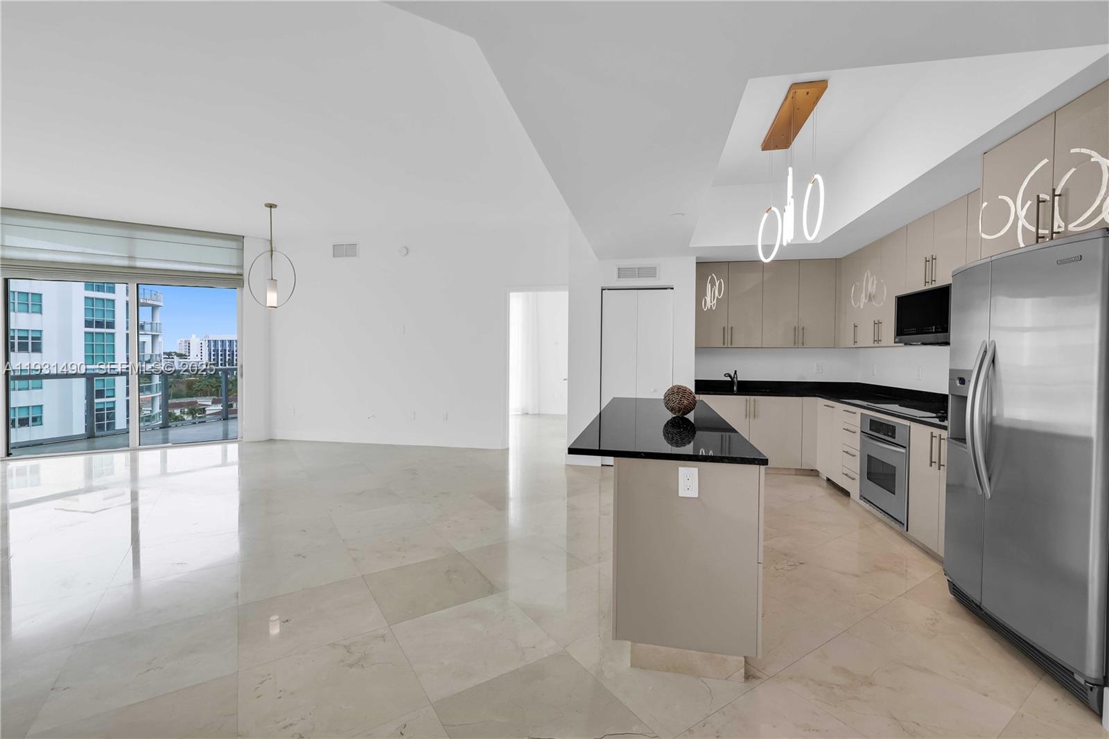 THE ATRIUM AT AVENTURA CO - Residential