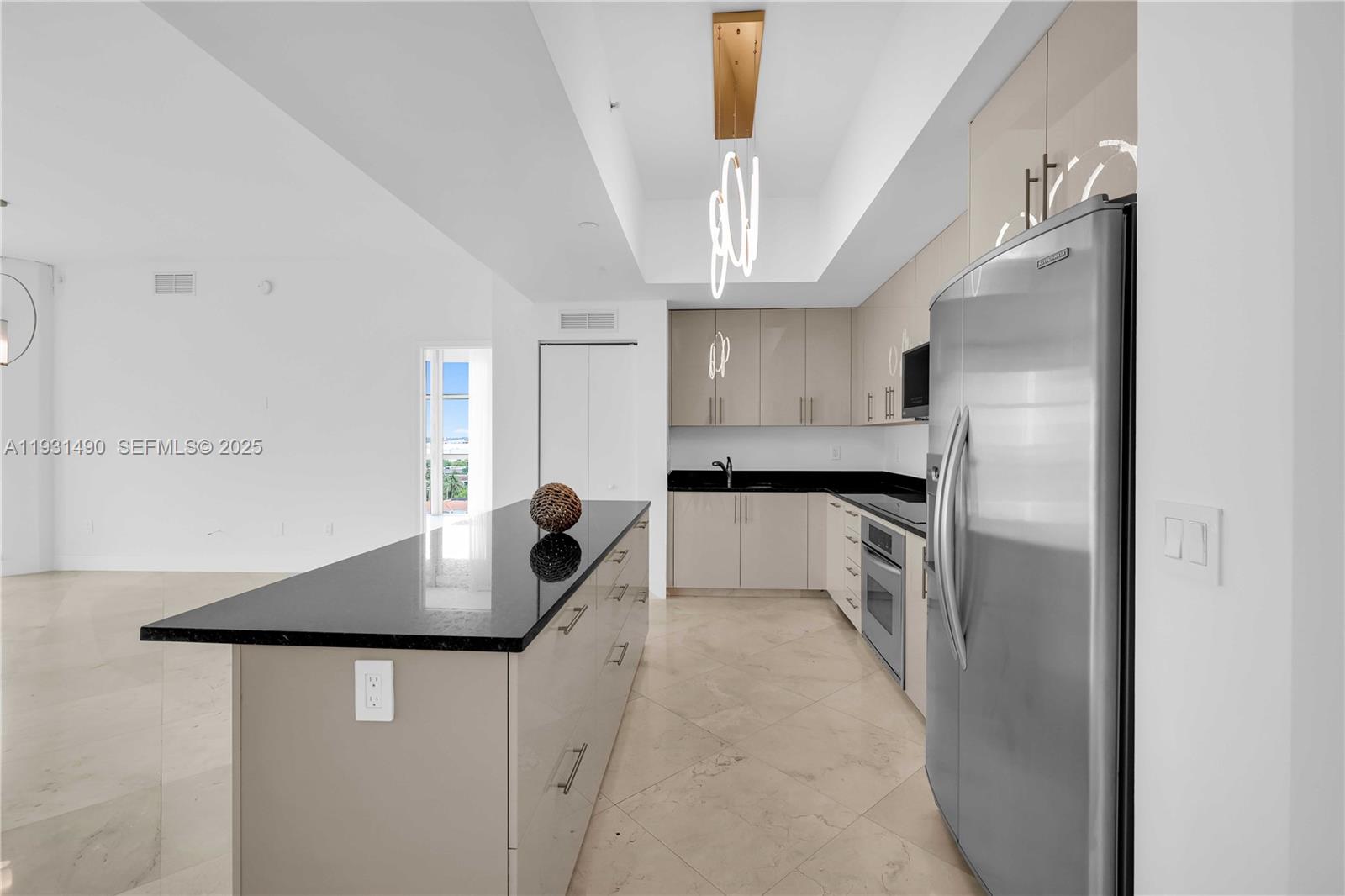 THE ATRIUM AT AVENTURA CO - Residential