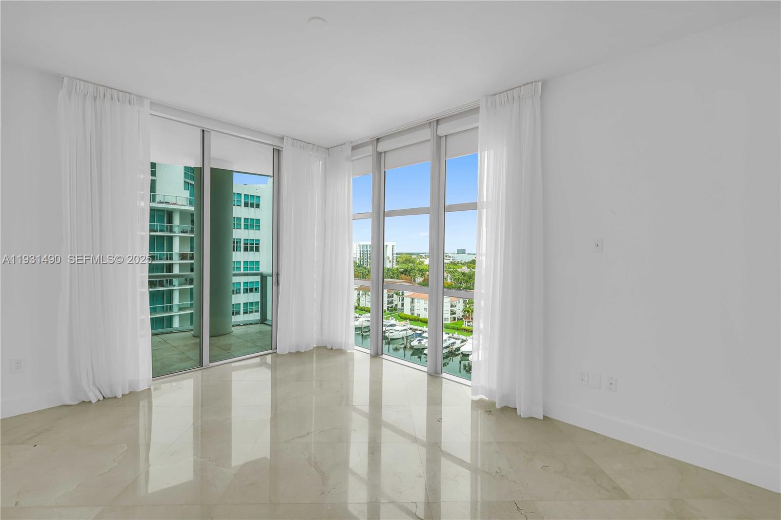 THE ATRIUM AT AVENTURA CO - Residential