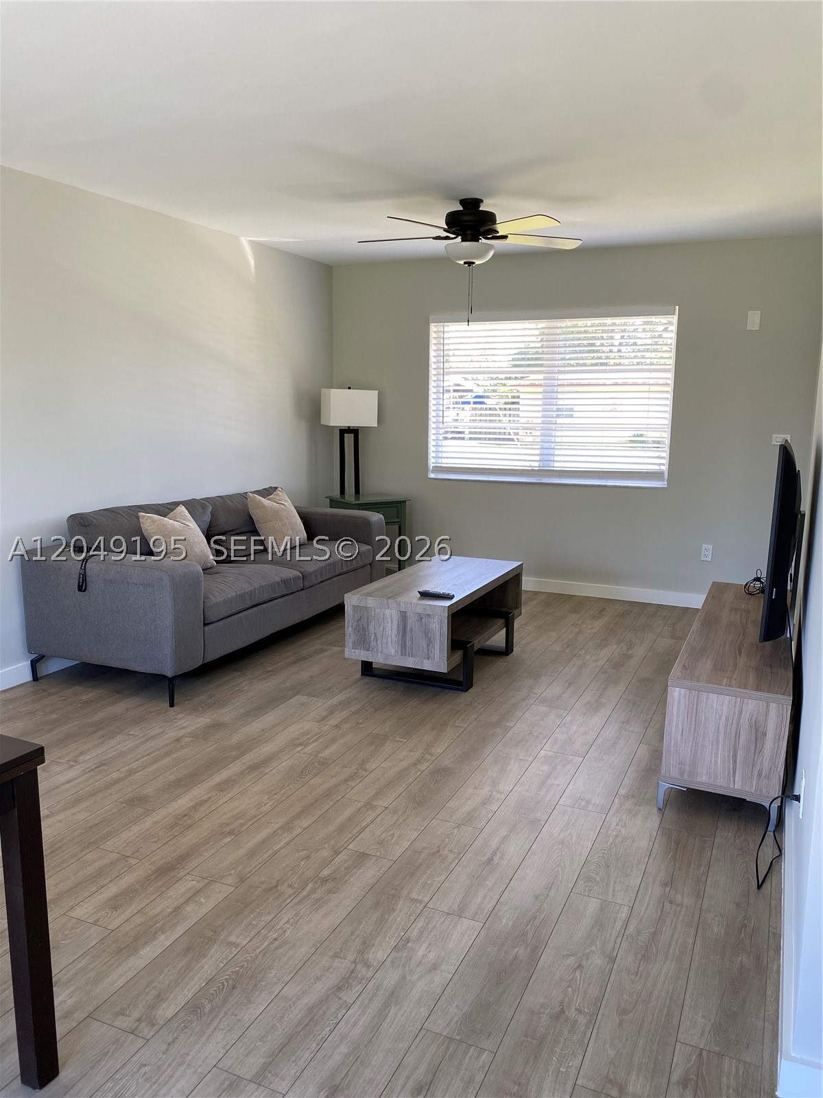 WESTWOOD LAKE 3RD ADDN - Residential Lease