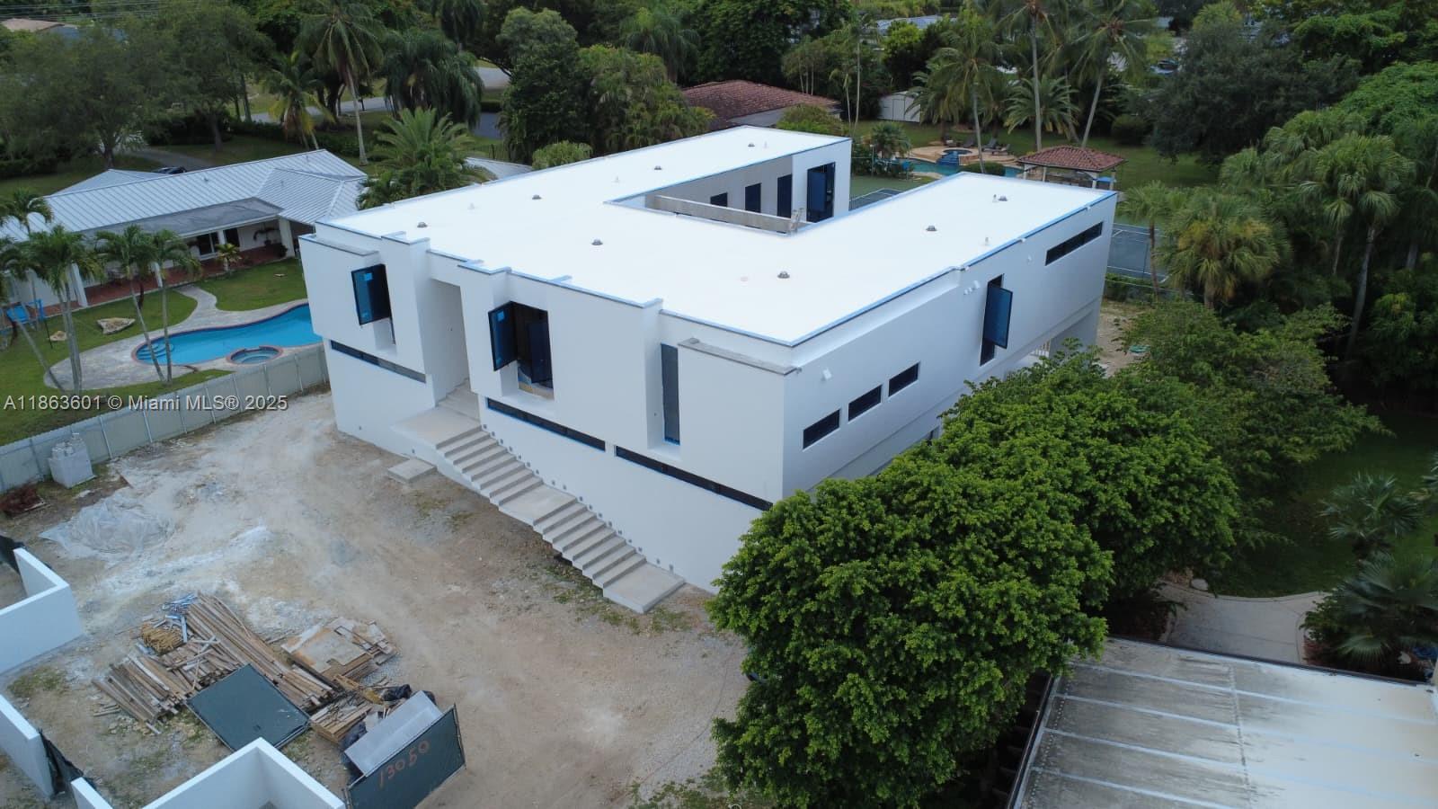 Bobby Estate Homes - Residential