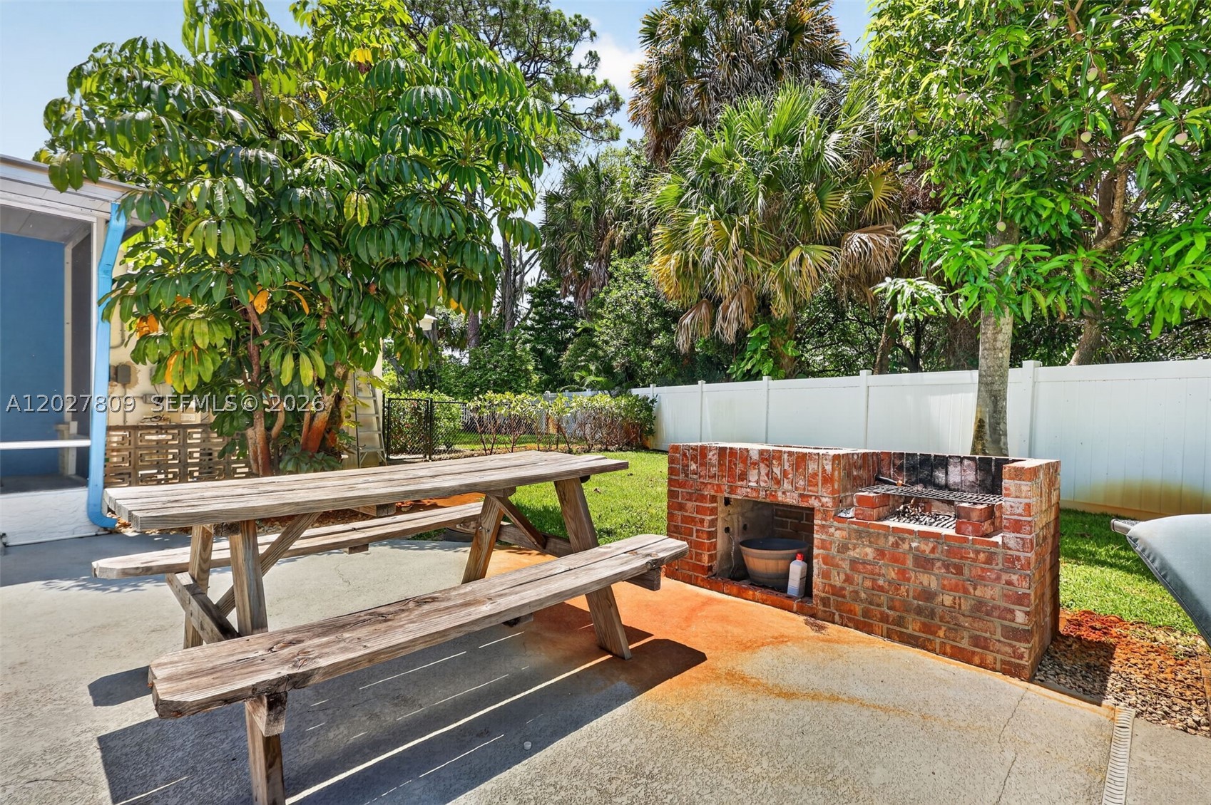 ST LUCIE ESTATES - Residential