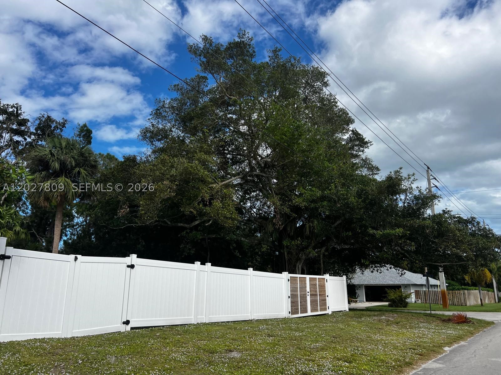 ST LUCIE ESTATES - Residential
