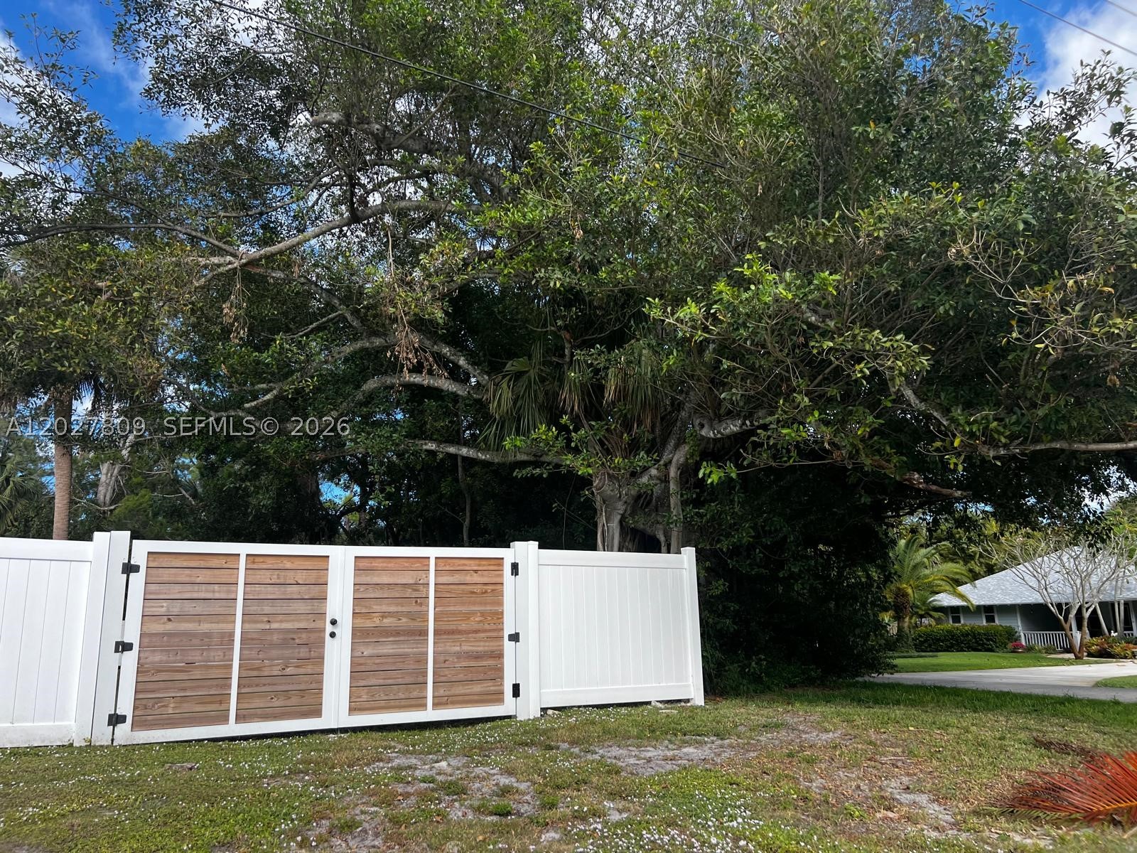 ST LUCIE ESTATES - Residential