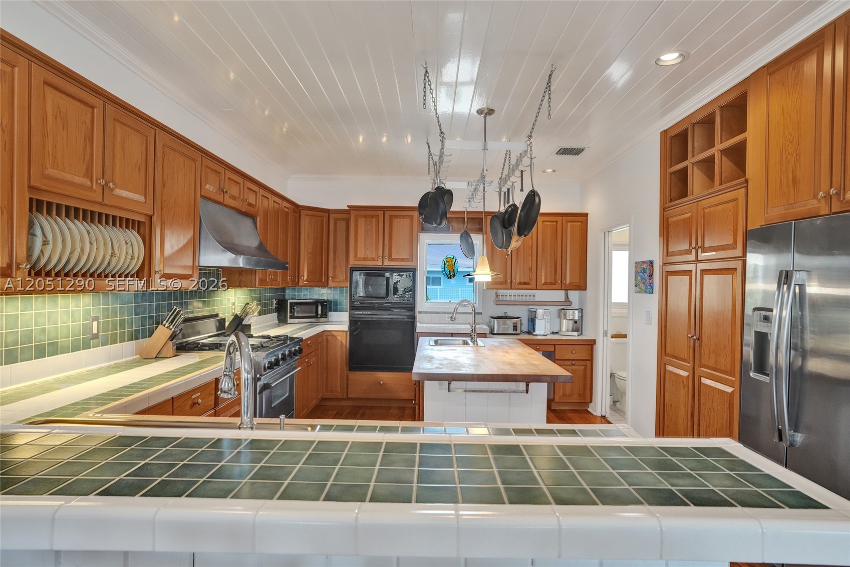 VENETIAN SHORES NO 2 - Residential