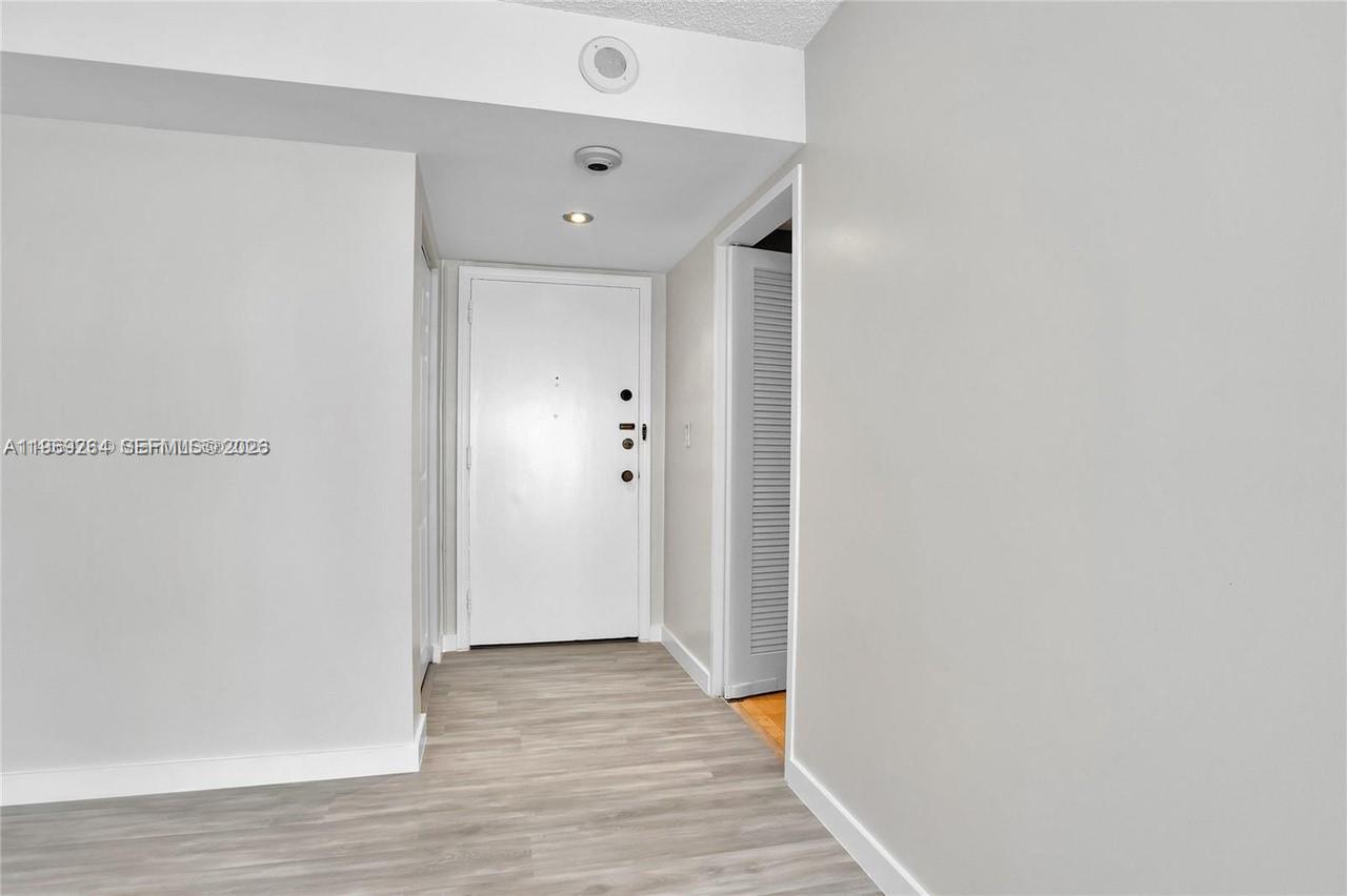 BRICKELL 25 CONDO - Residential