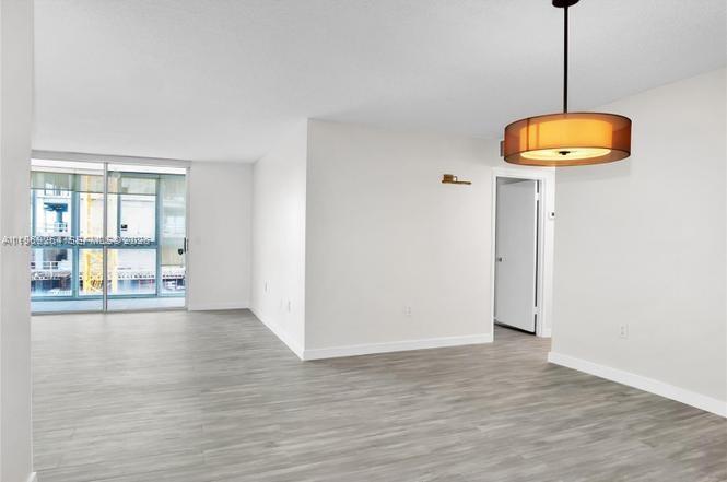 BRICKELL 25 CONDO - Residential
