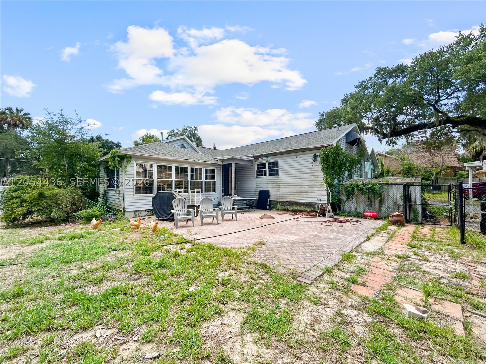 LEESBURG - Residential