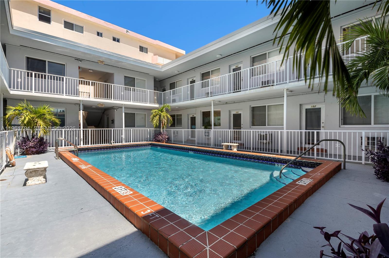 MIMO ON THE BEACH III CON - Residential