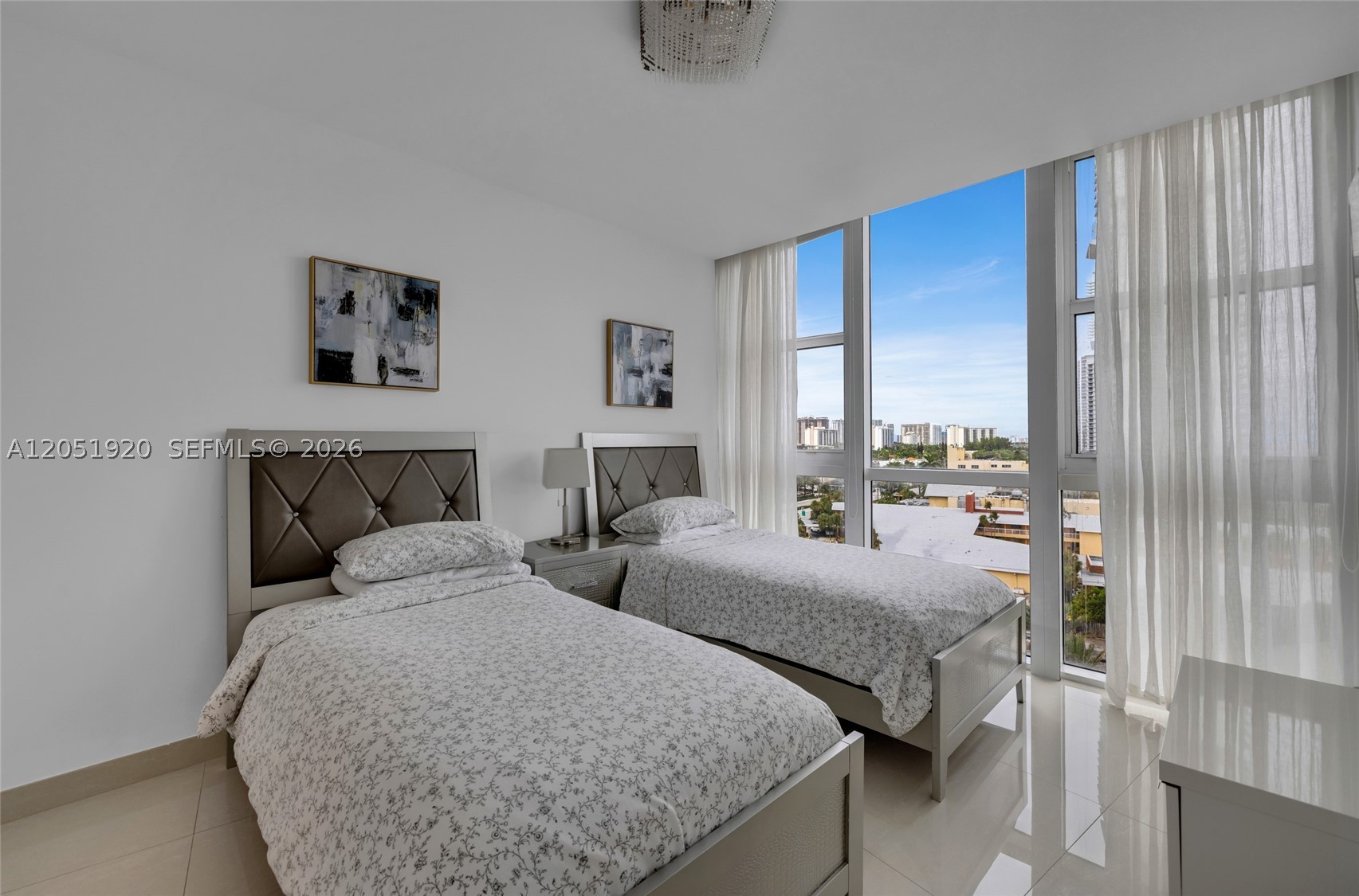 TRUMP ROYALE CONDO - Residential Lease